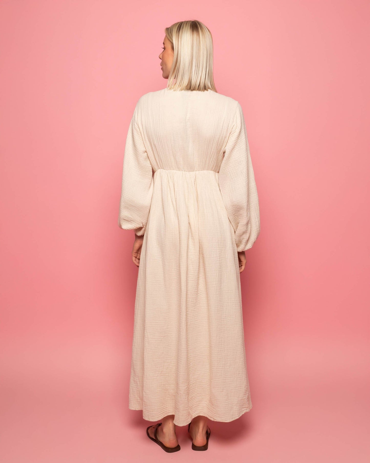 MOUSSELINE FLOWER TAPE MAXI DRESS ZAND