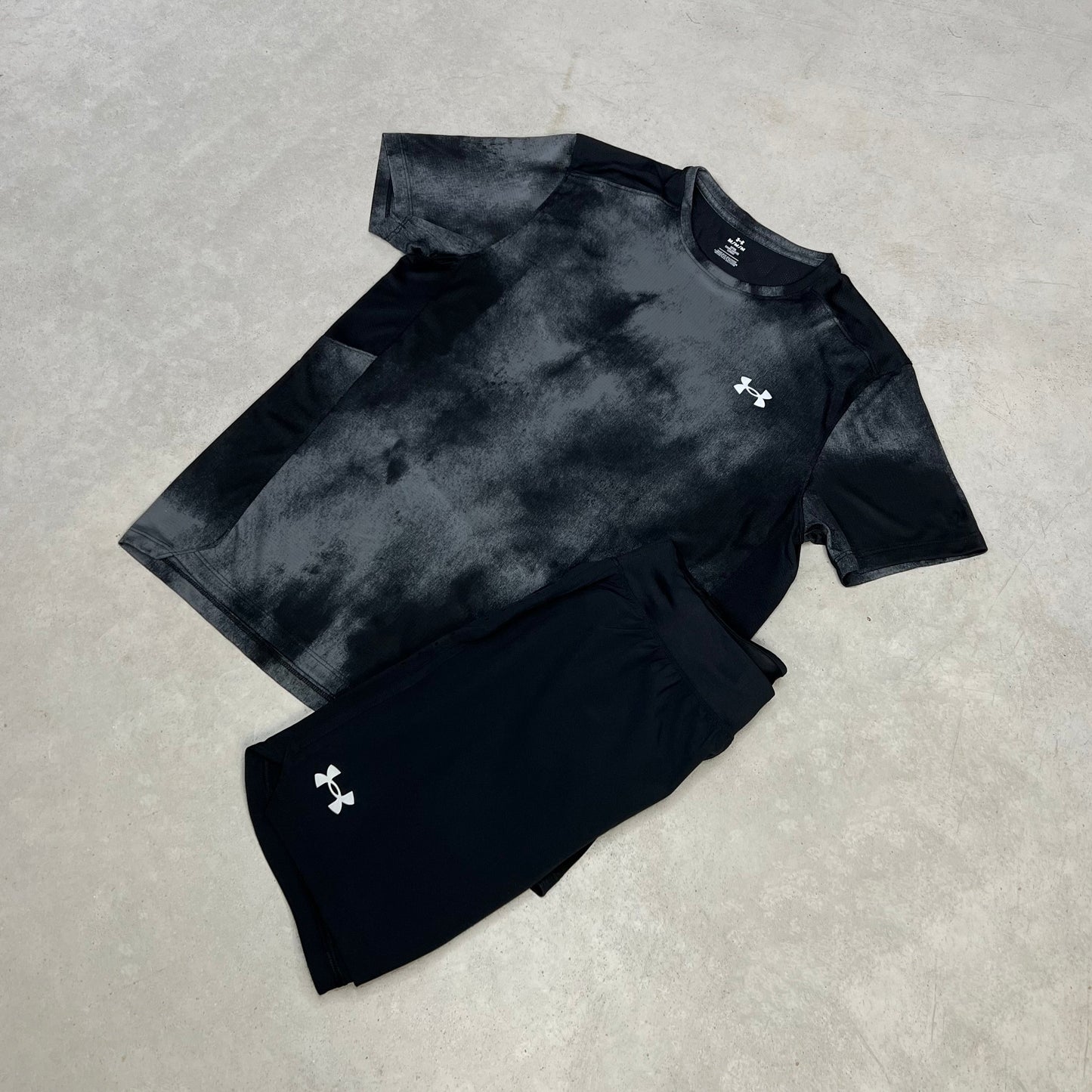 Under Armour Shorts Set Schwarz Reflektierend