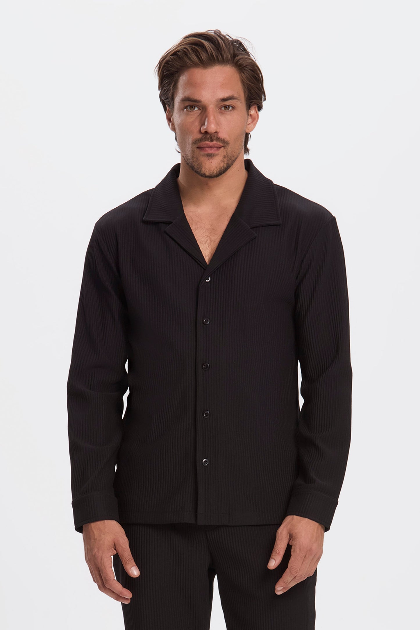 DAS PLISSIERTE LS-SHIRT
