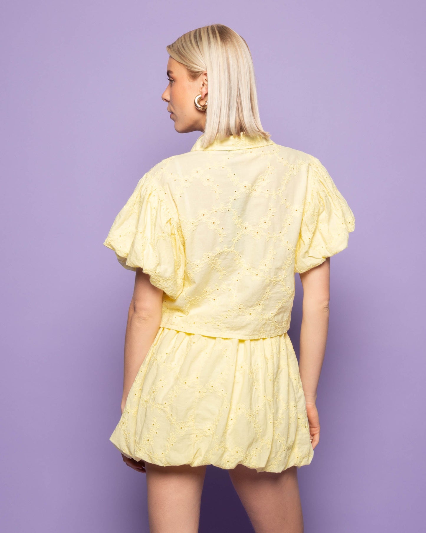 BRODERIE BUBBLE HEM SKIRT BOTERGEEL