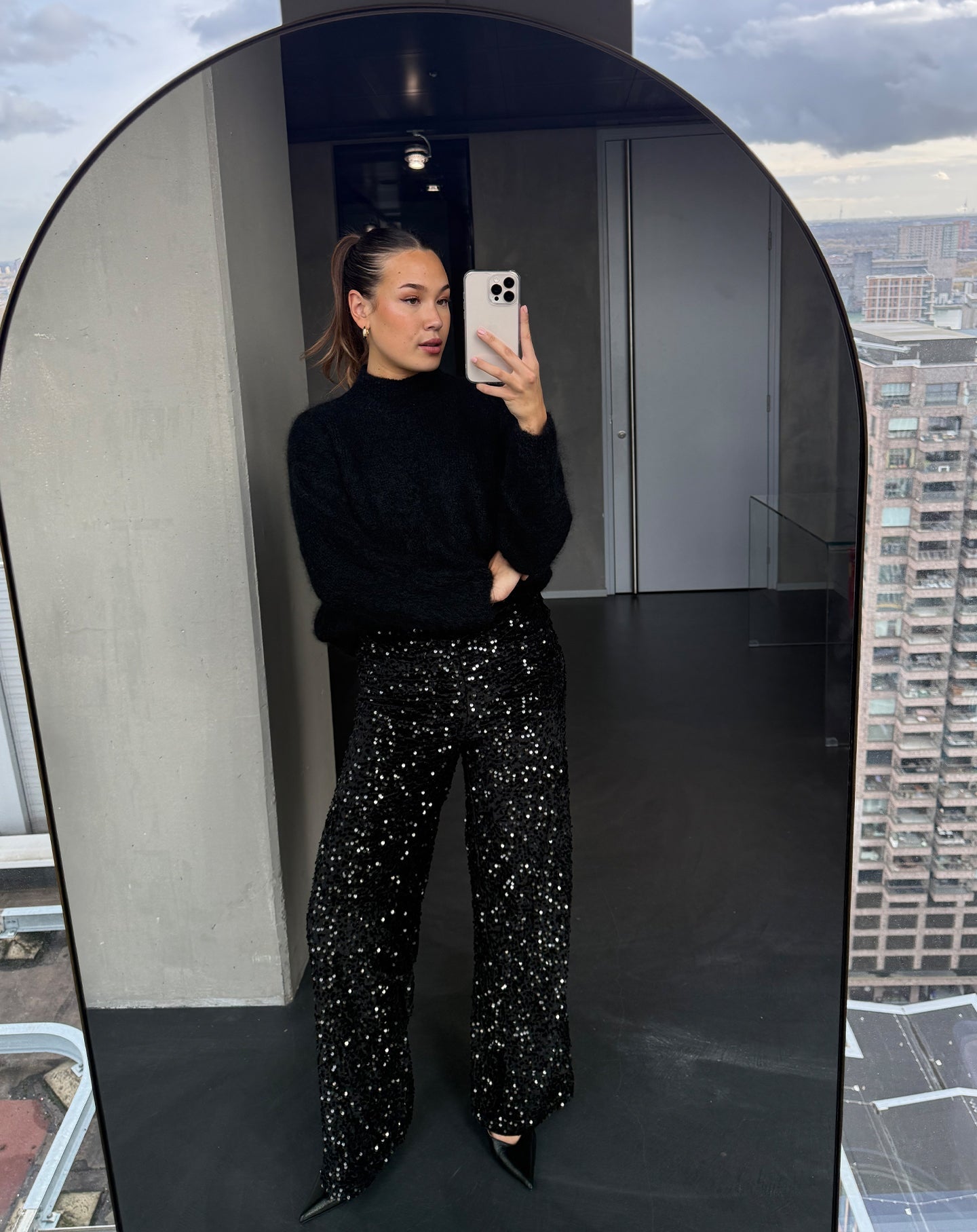 VELVET SEQUIN WIDE LEG PANTS ZWART