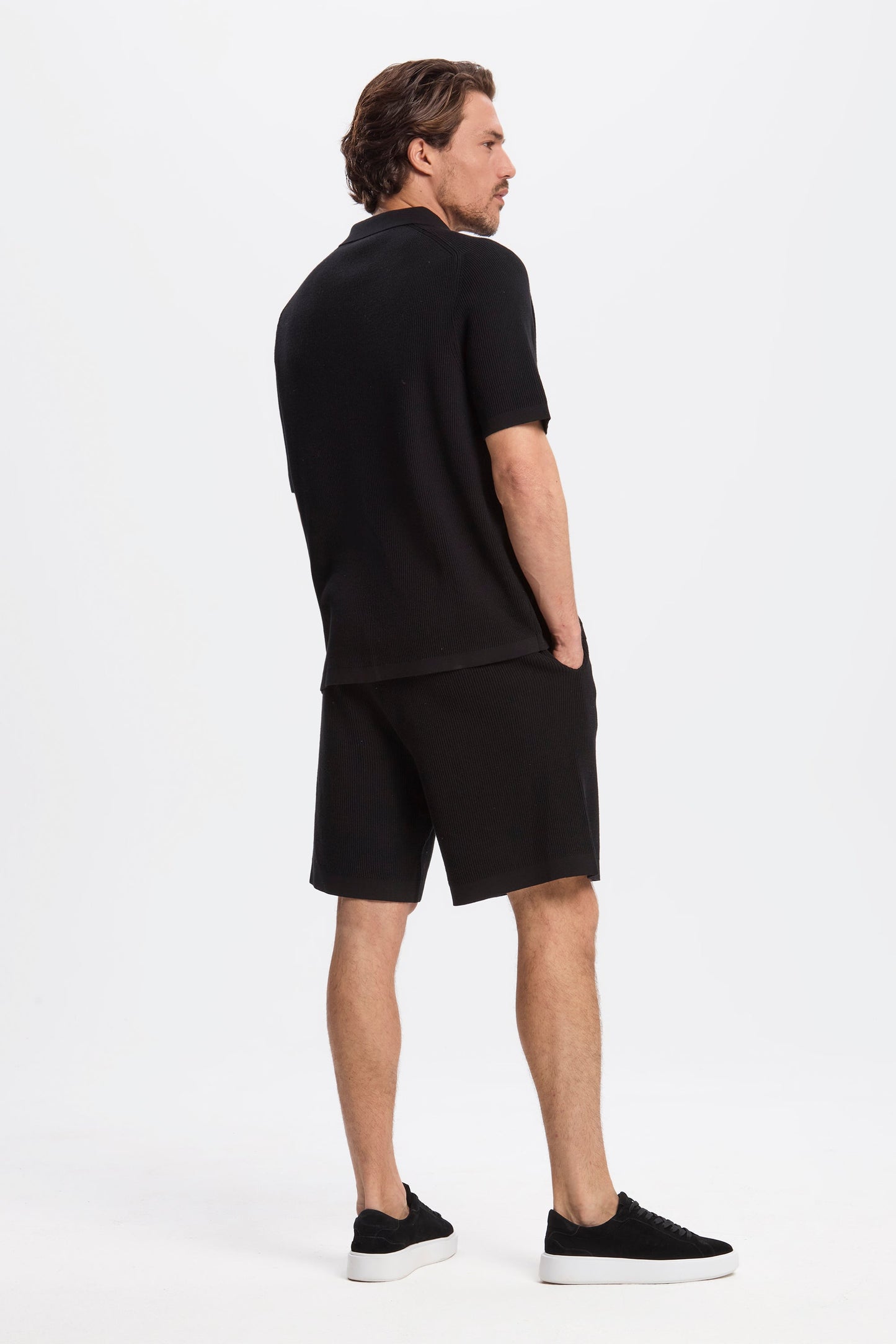 DIE RUSSO STRICKSHORTS