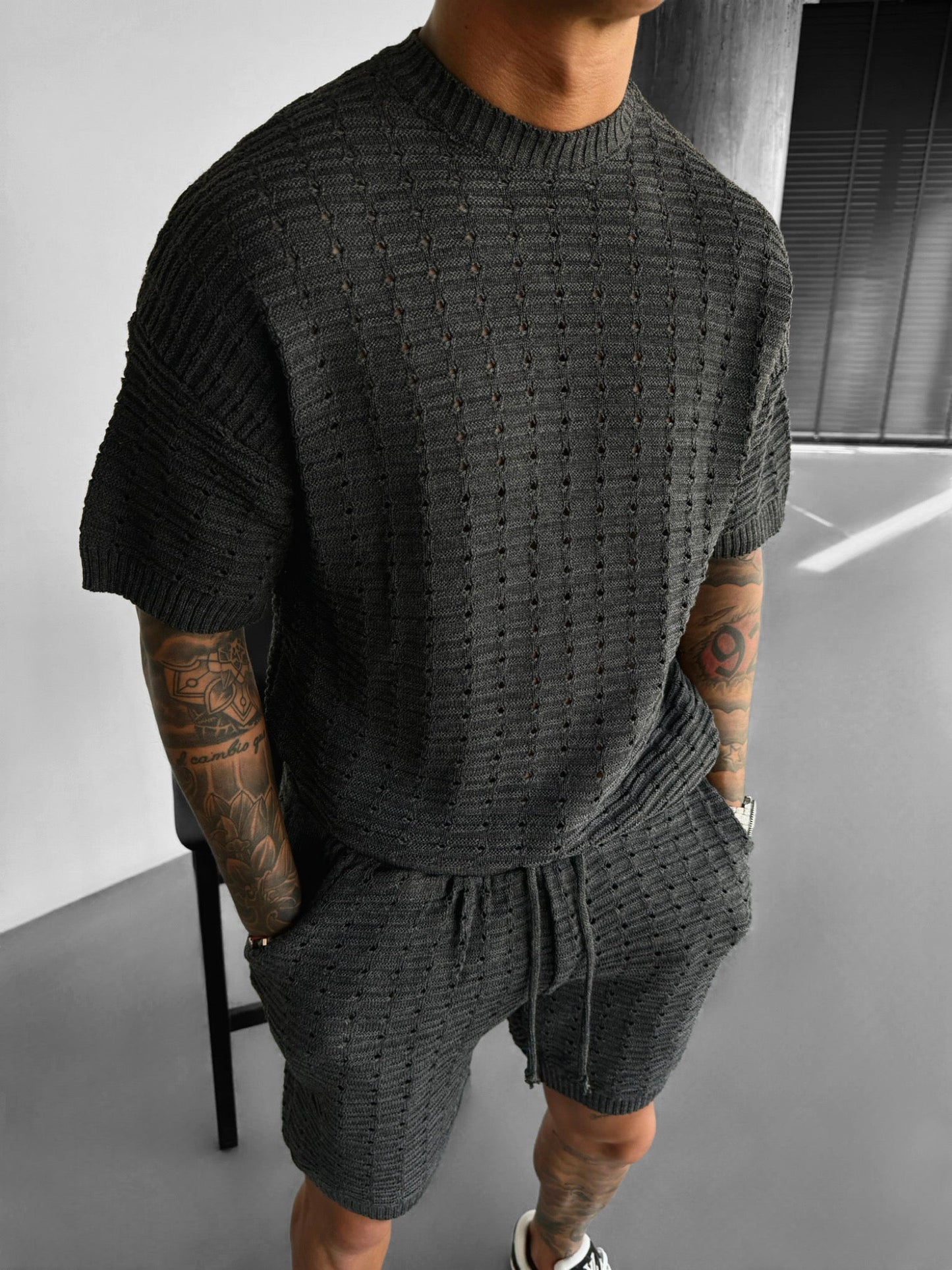Oversized-Strick-T-Shirt mit Löchern - Anthrazit