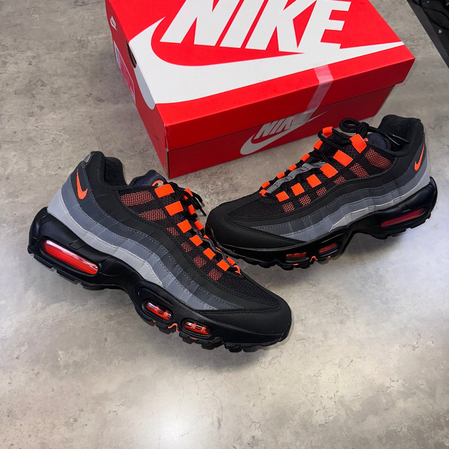 Nike Air Max 95 „Hyper Crimson“