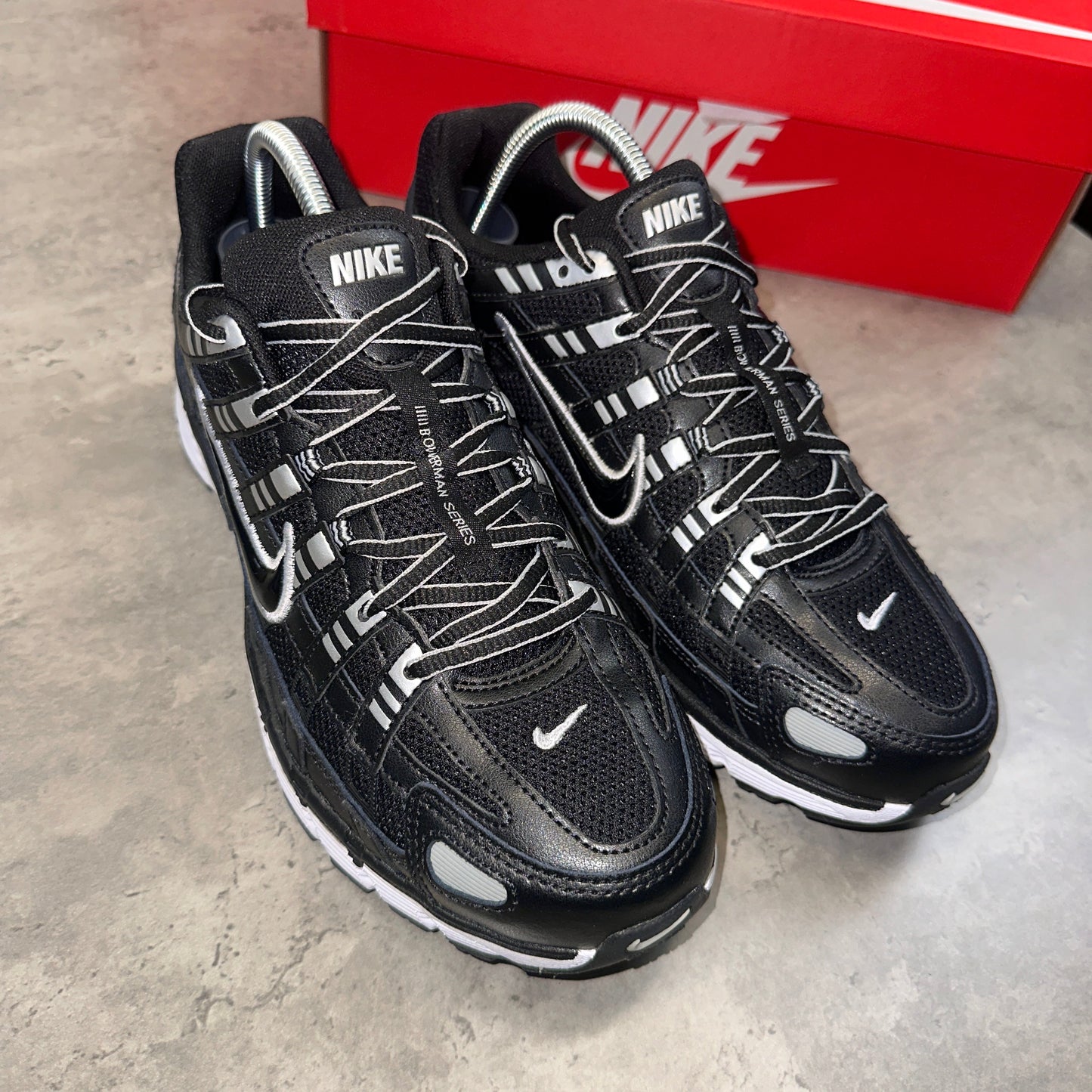 Nike P6000 Sneaker Schwarz/Weiß