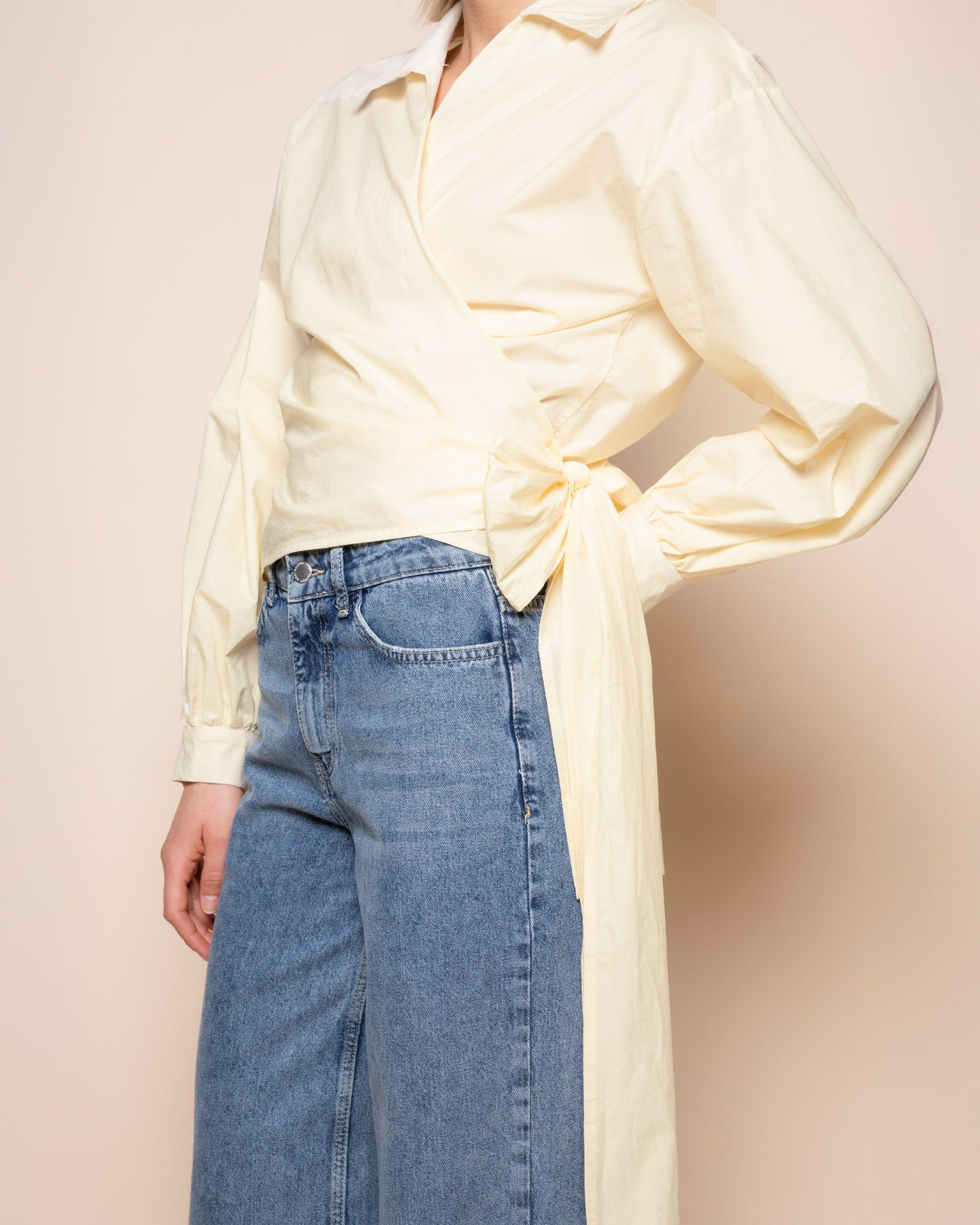 POPLIN WRAP KNOT BLOUSE BOTERGEEL