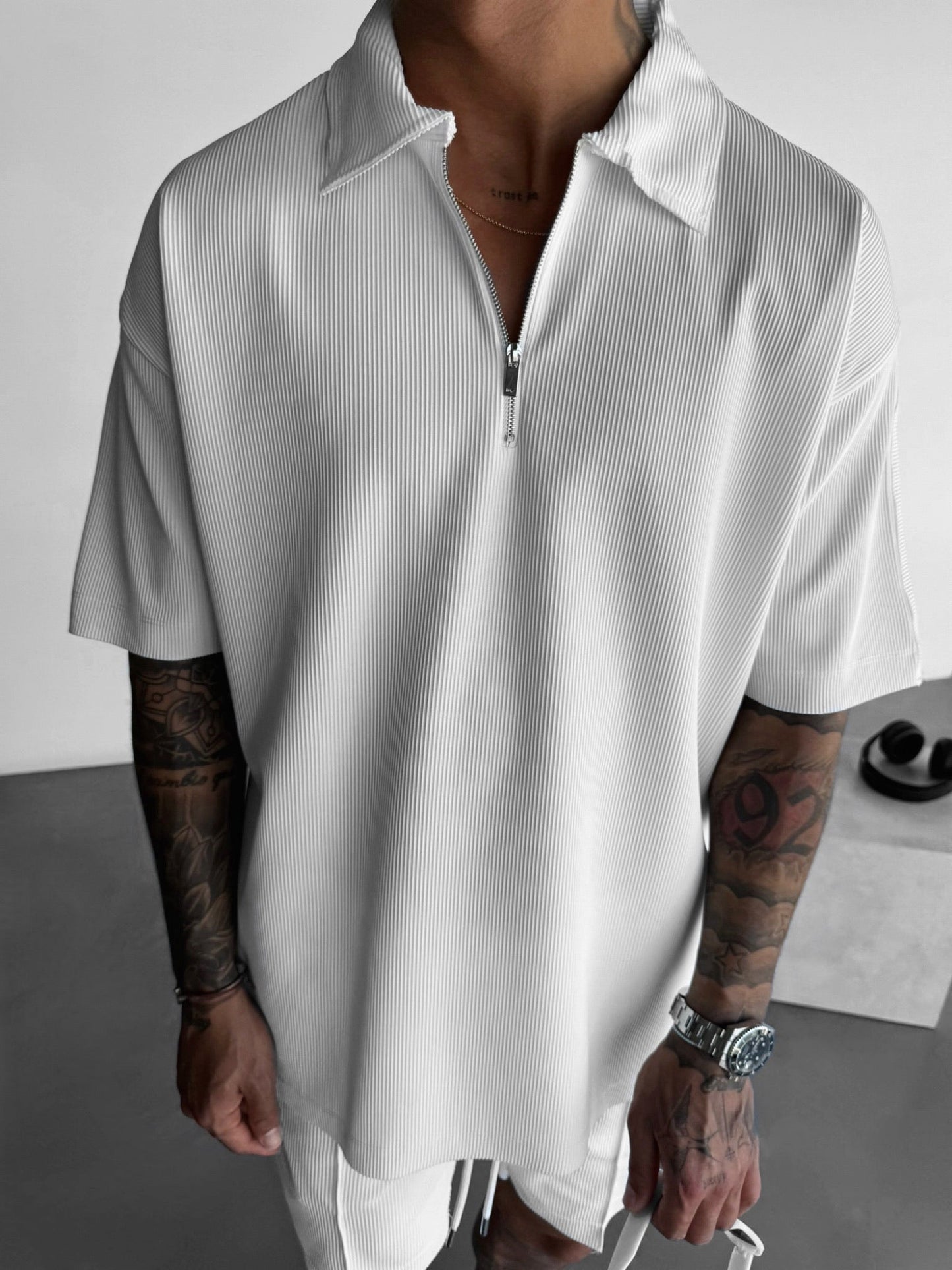 Oversize-Poloshirt mit Reißverschluss und mehreren Lagen - Weiß