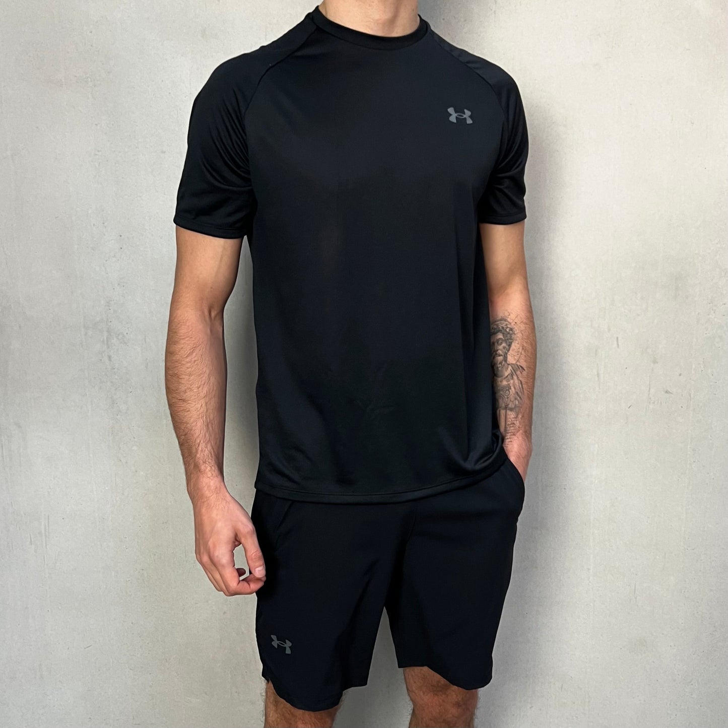 Under Armour Shorts Set Schwarz