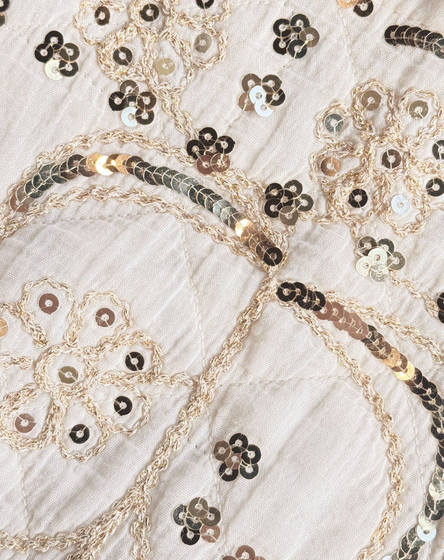 QUILTED SEQUINS GILET BEIGE
