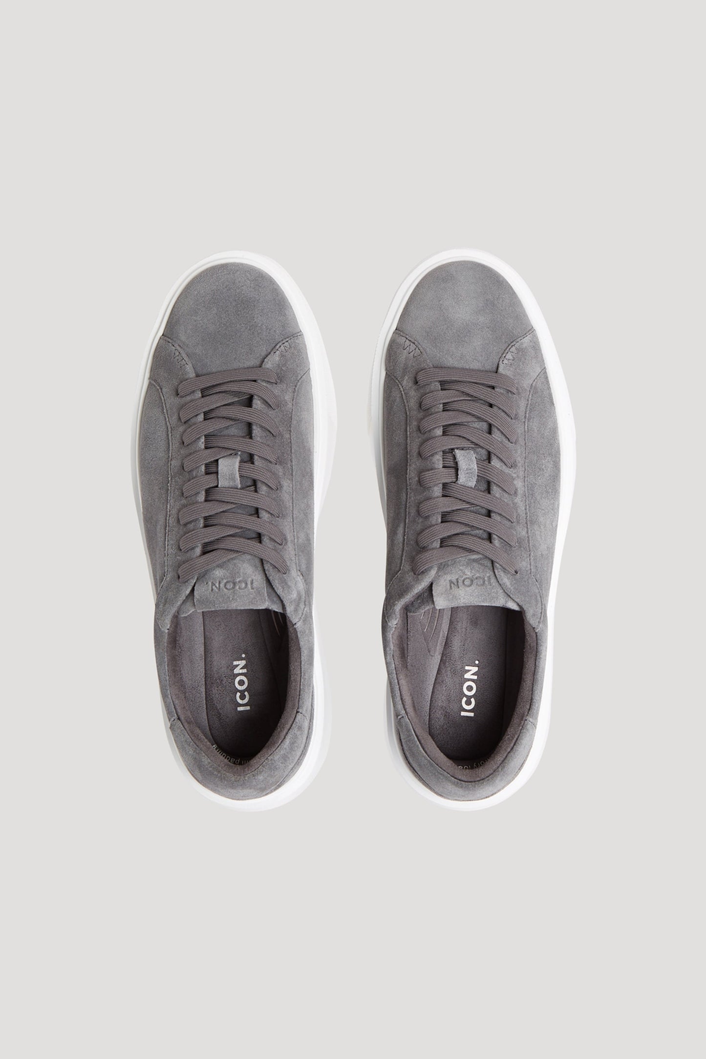 DER KLASSISCHER WILDLEDER-SNEAKERS