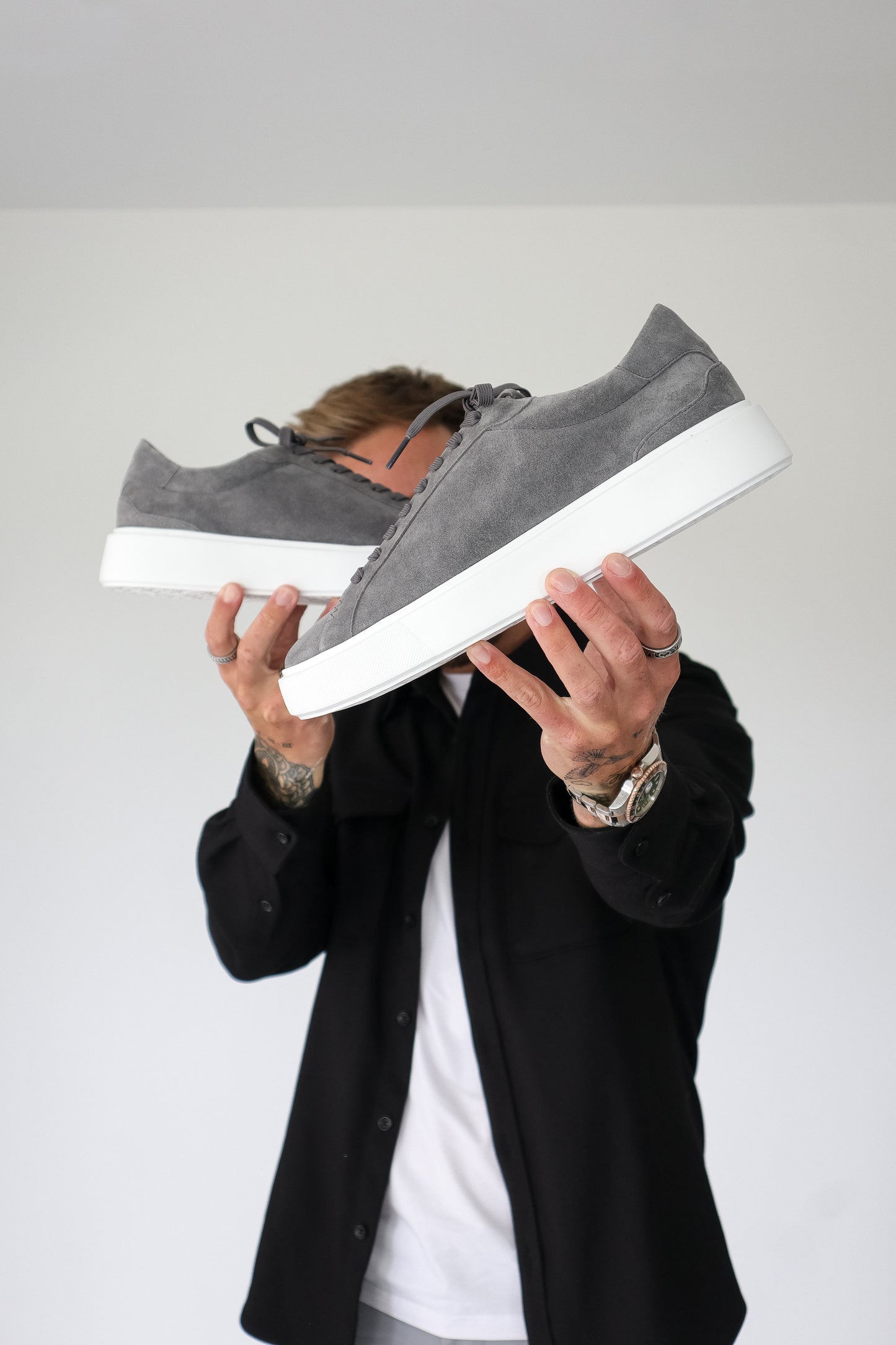 DER KLASSISCHER WILDLEDER-SNEAKERS
