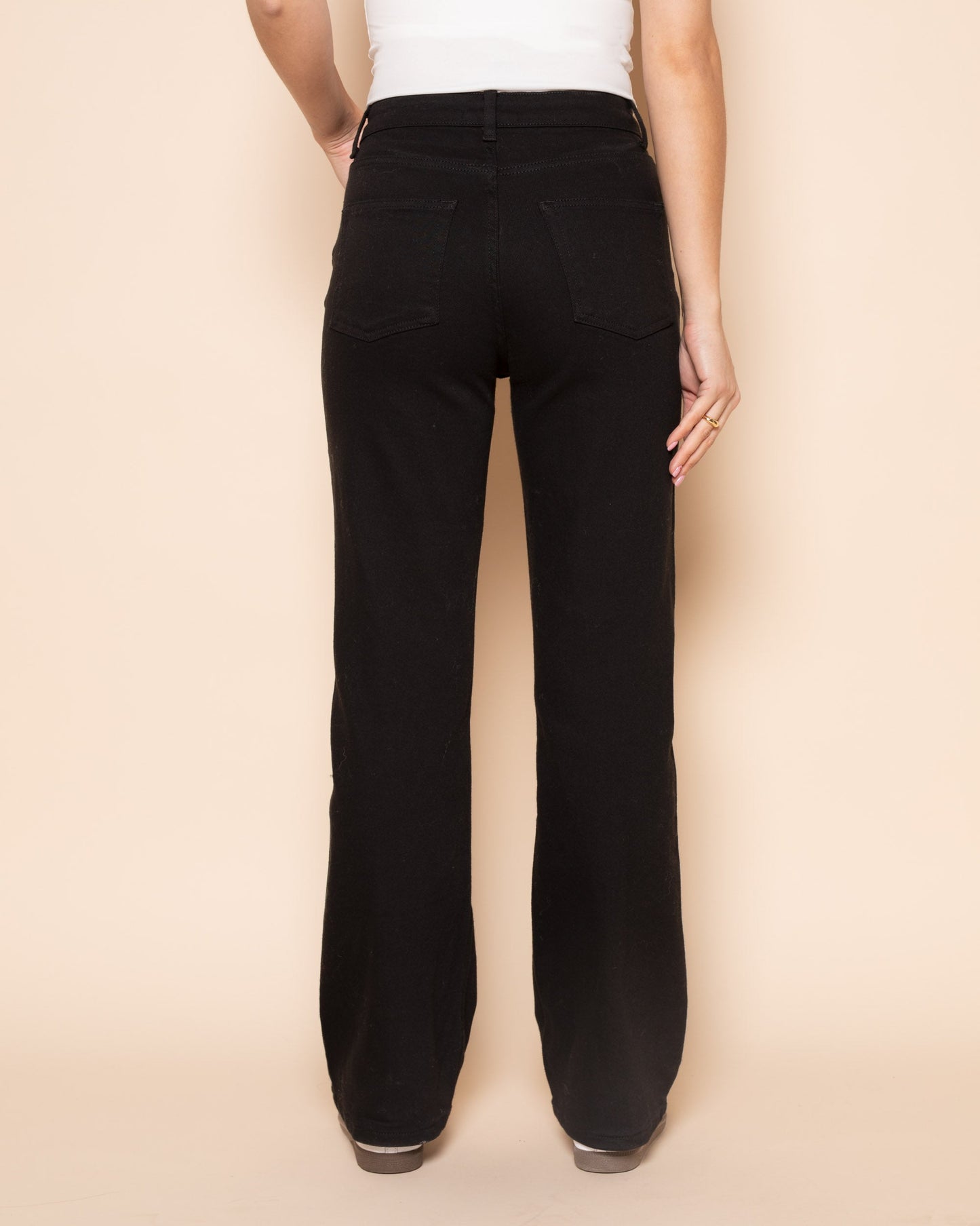 BOOTCUT JEANS ZWART
