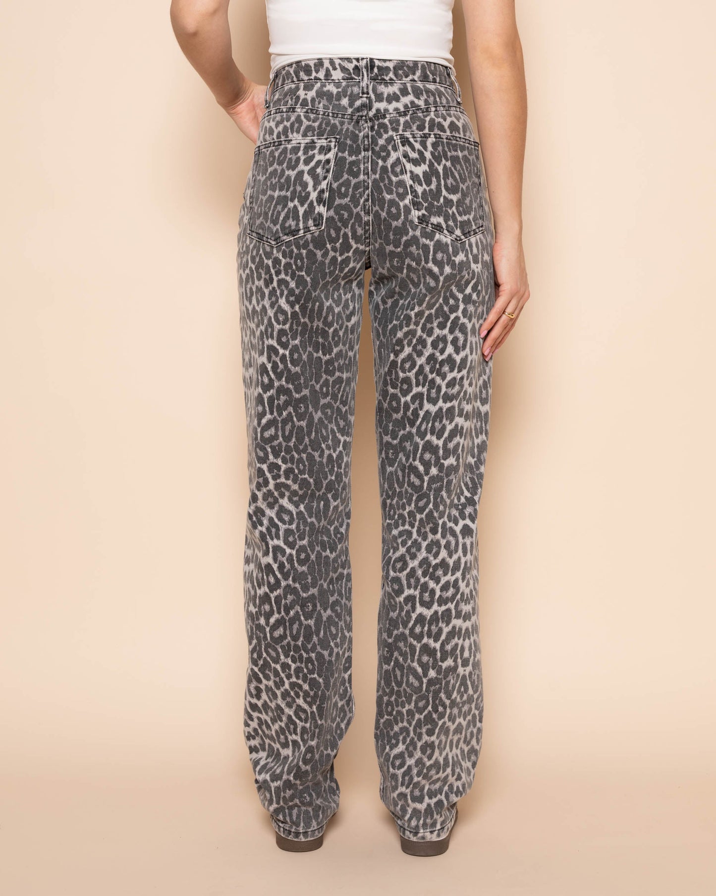 LEOPARD ALLOVER JEANS GRIJS