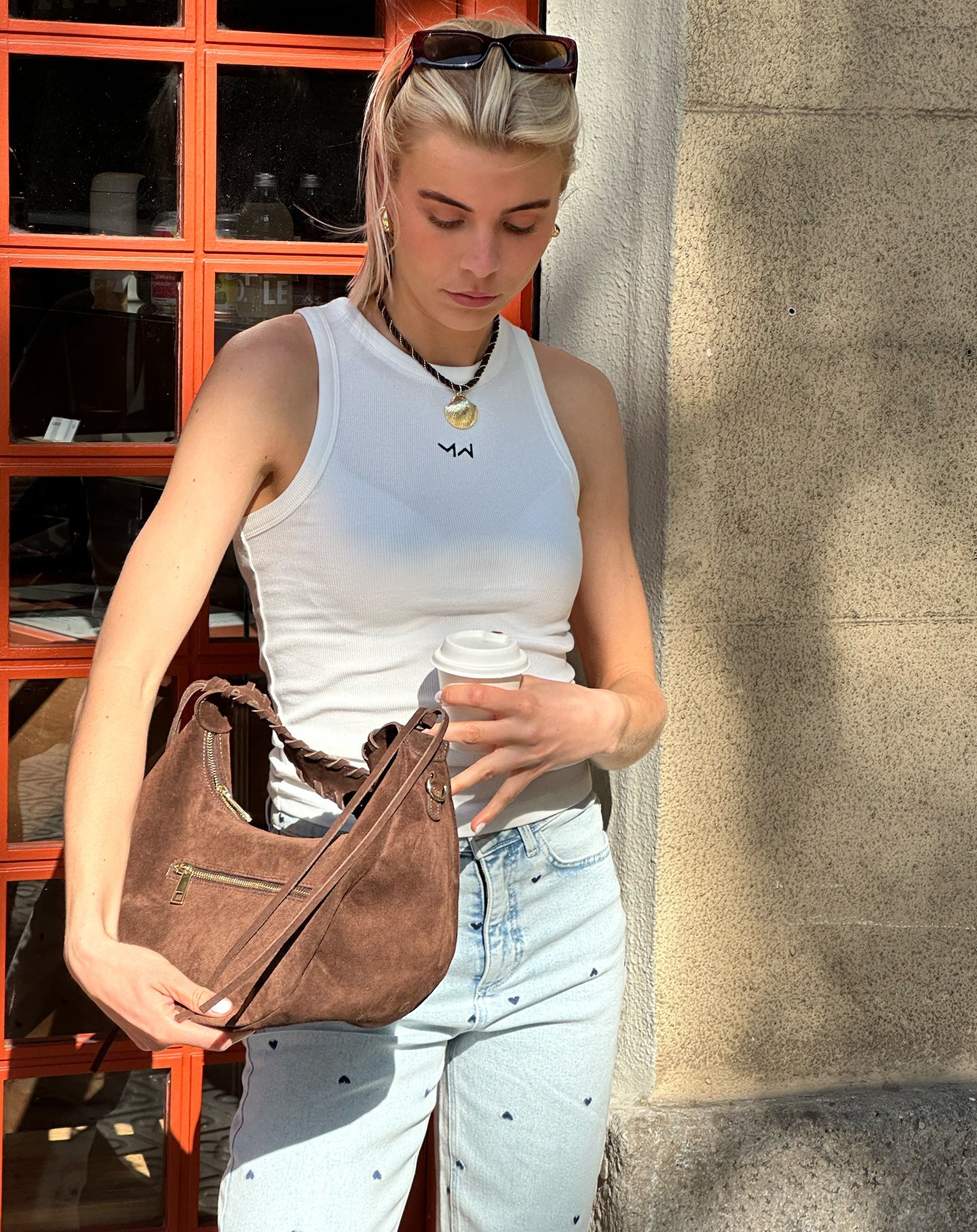 RACERBACK EMBROIDERY TOP WIT