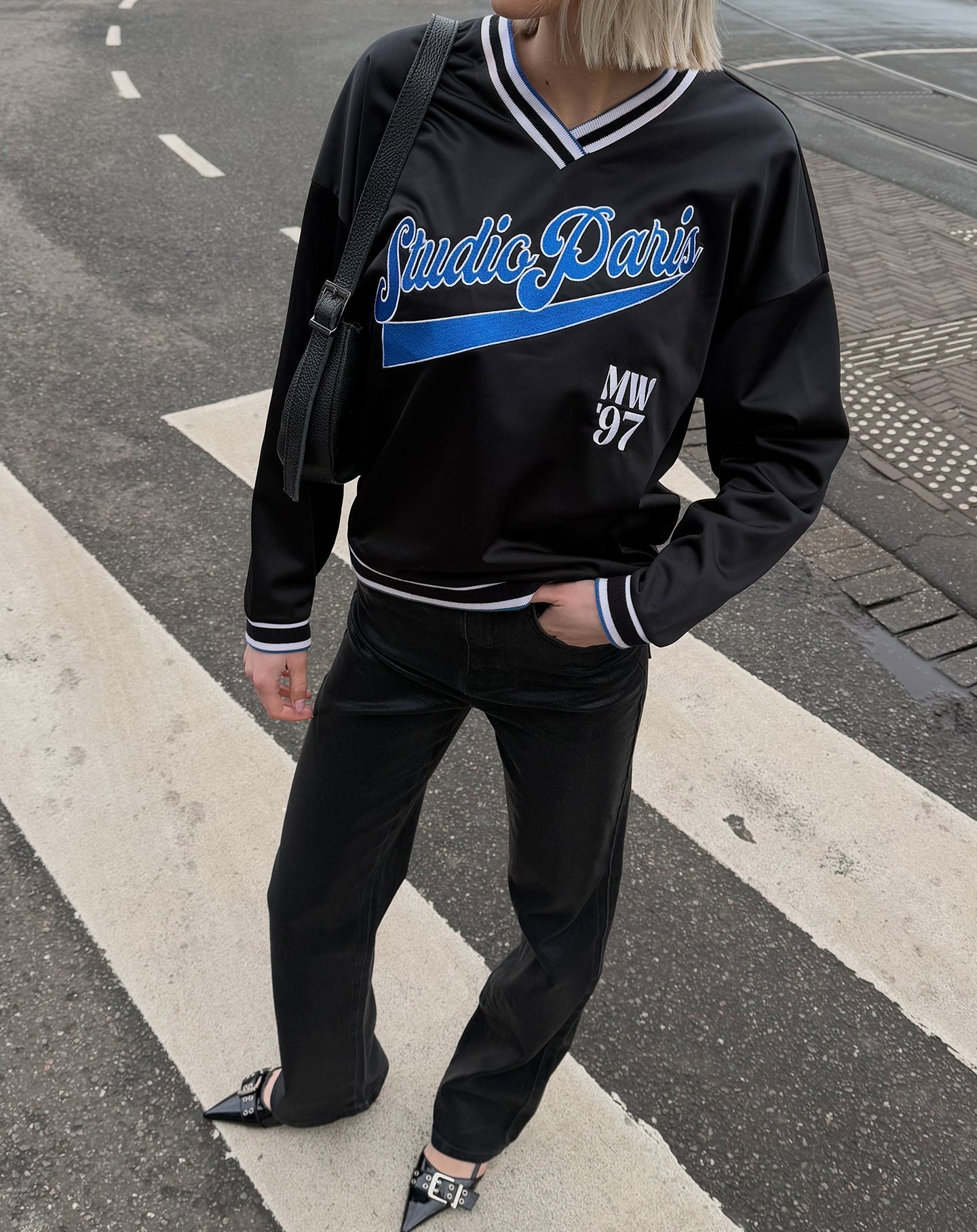METALLIC BOOTCUT JEANS DONKERGRIJS