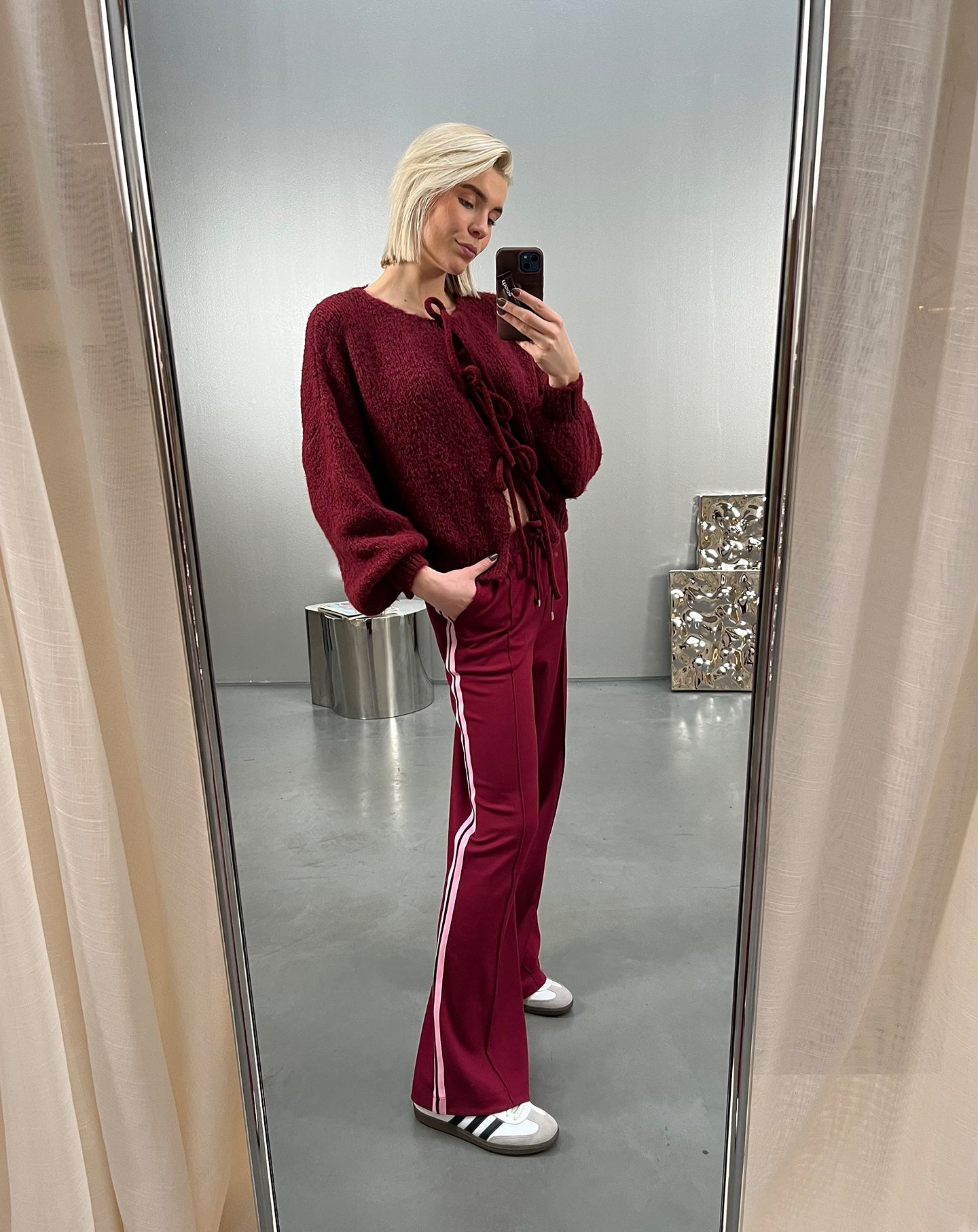 SCUBA PINTUCK TAPE PANTS BURGUNDY