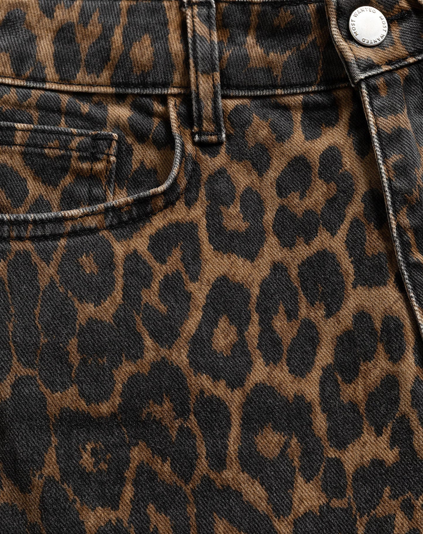 LEOPARD ALLOVER DENIM SKIRT ZWART