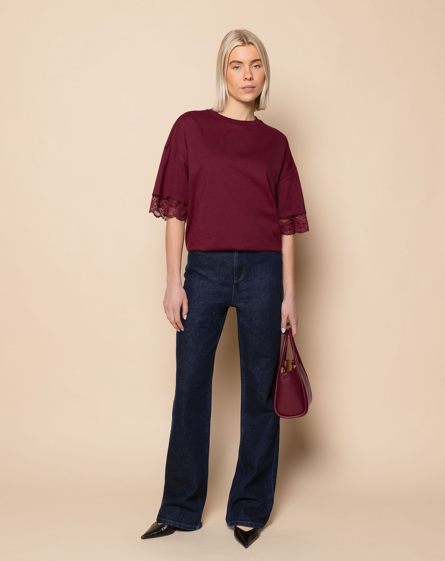 BOOTCUT JEANS DONKERBLAUW