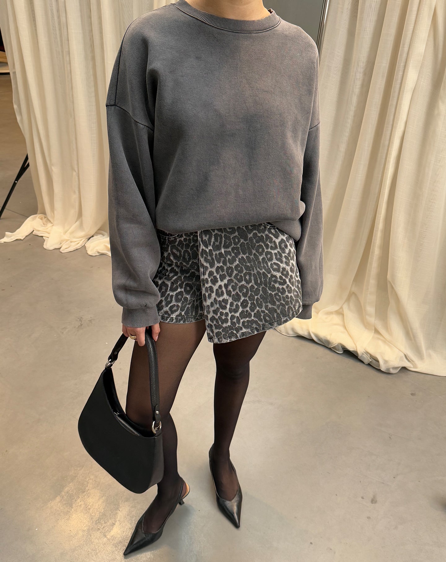 STELLA OVERSIZED SWEATER ACID GRIJS