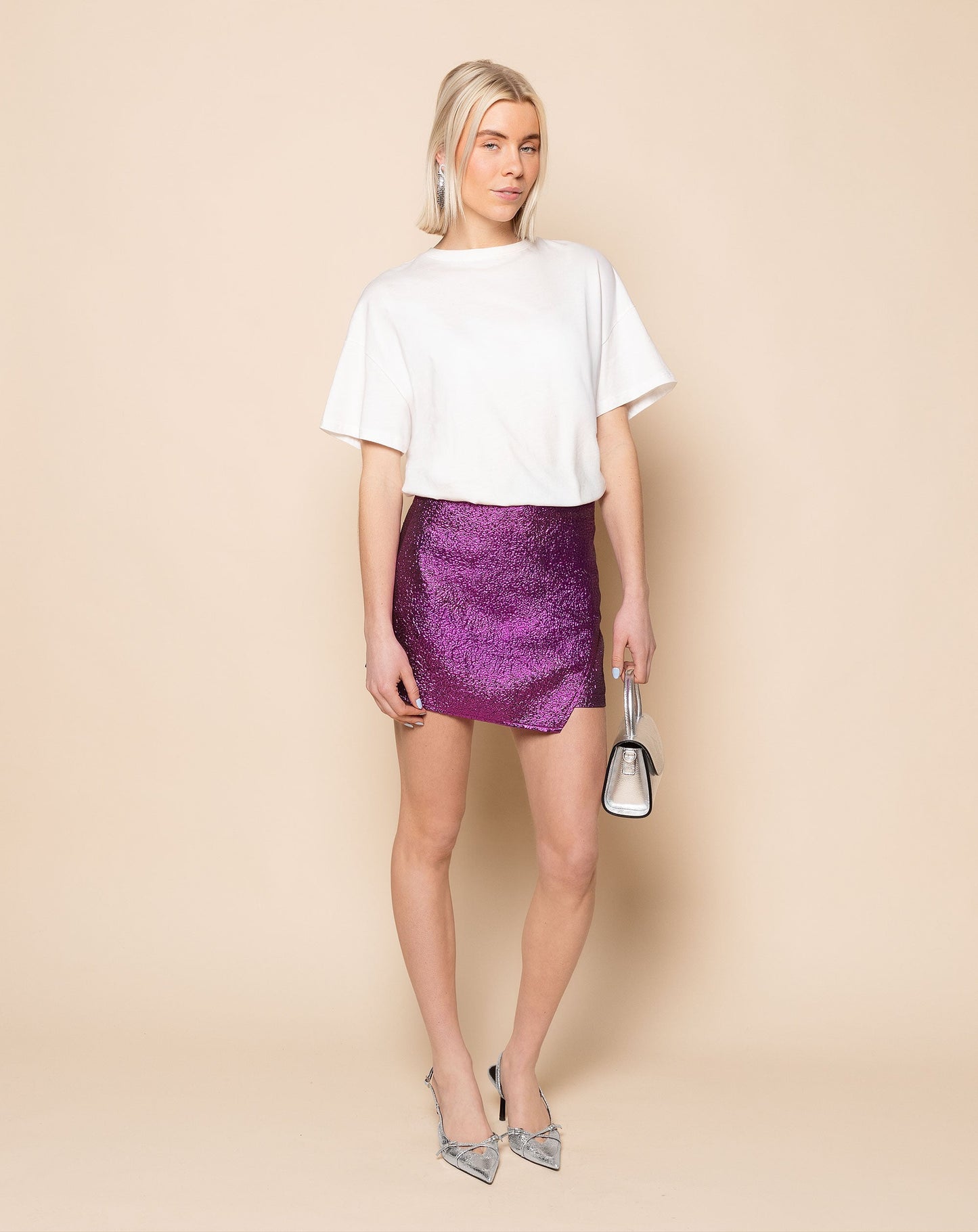 BASIC OVERSIZED TEE WIT