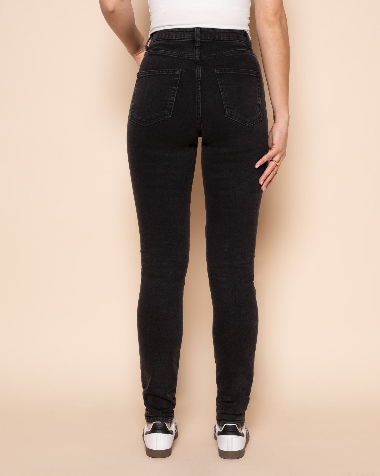 SKINNY JEANS DONKERGRIJS