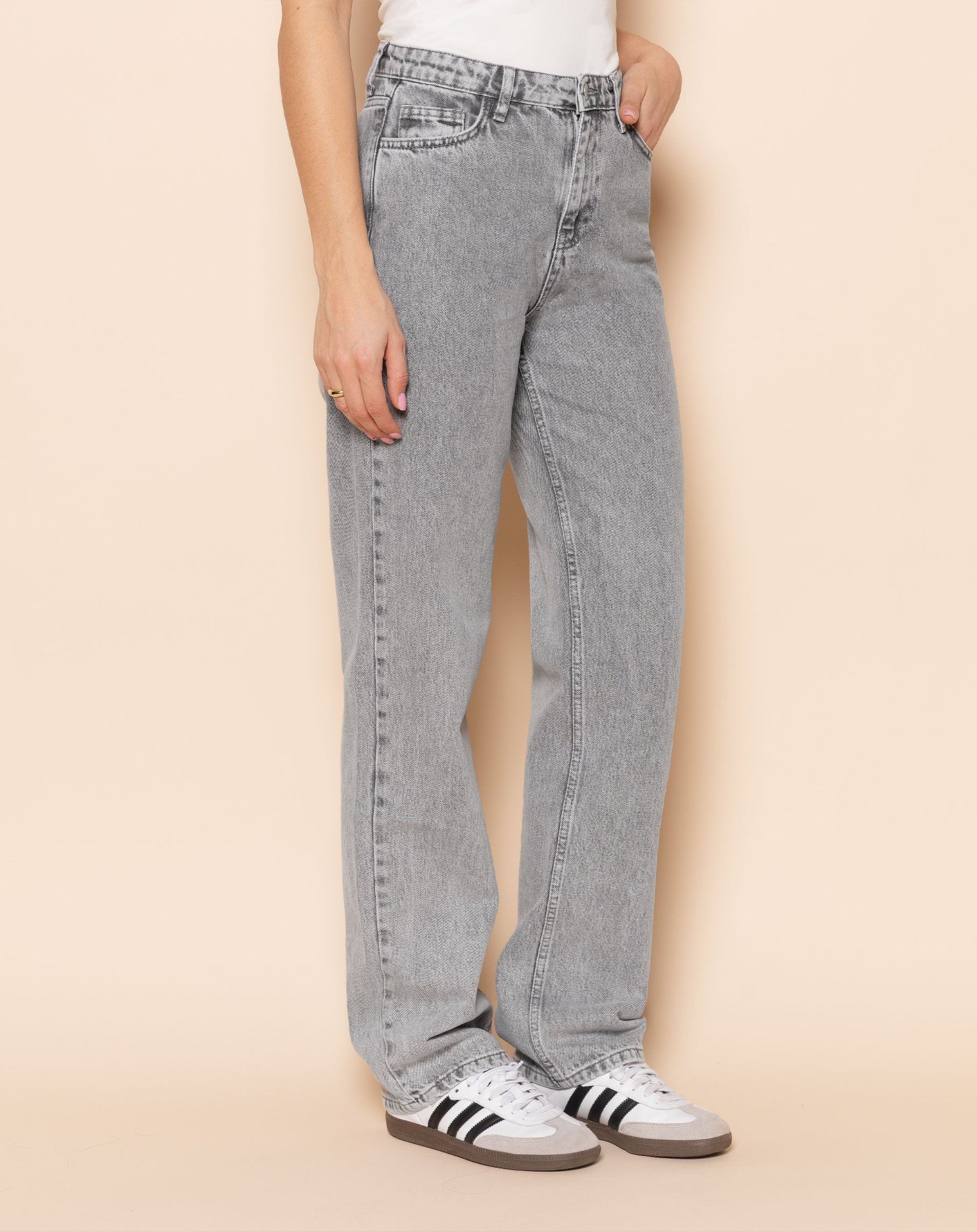 DENIM STRAIGHT LEG JEANS LICHTGRIJS