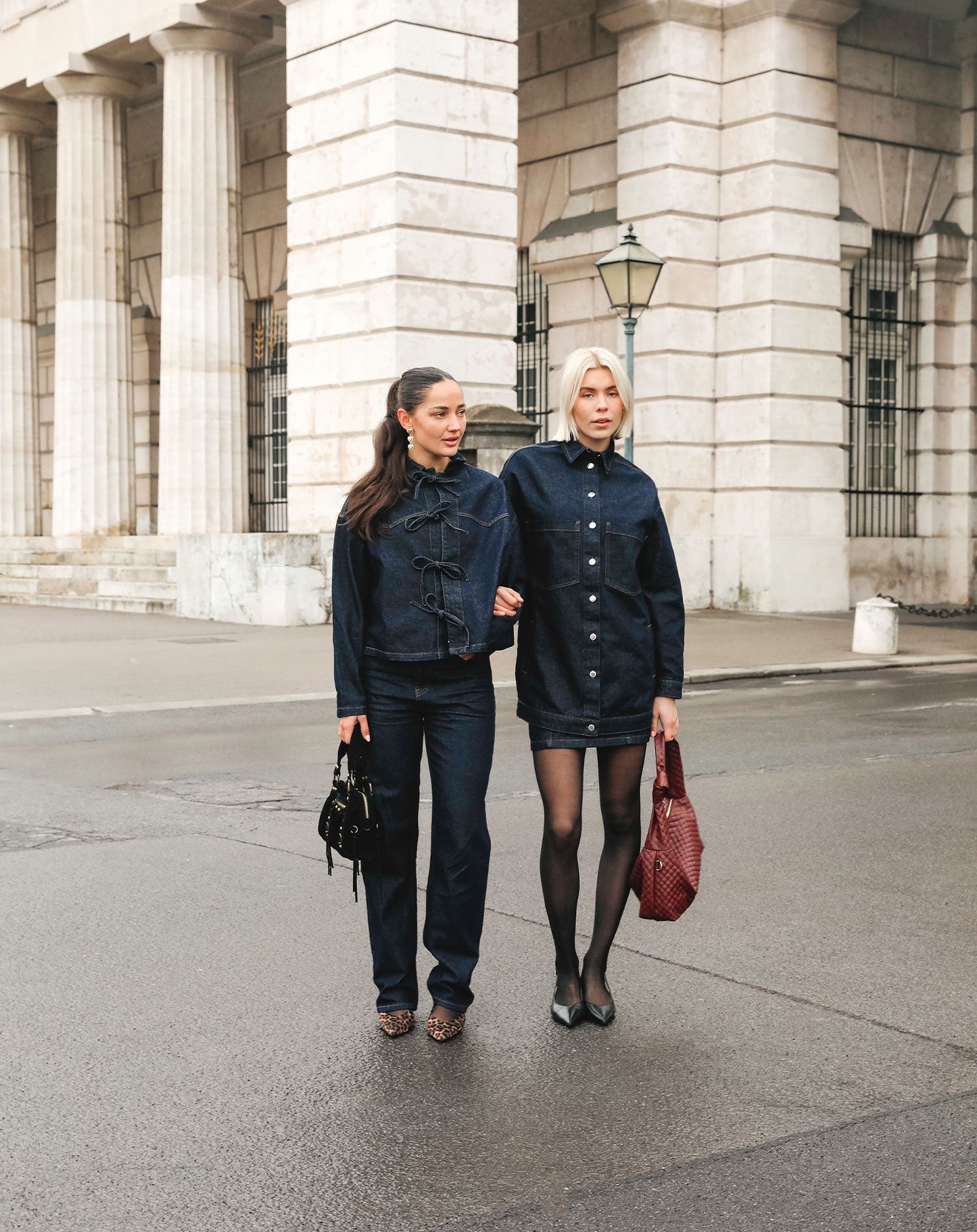 LONG DENIM SHACKET DONKERBLAUW