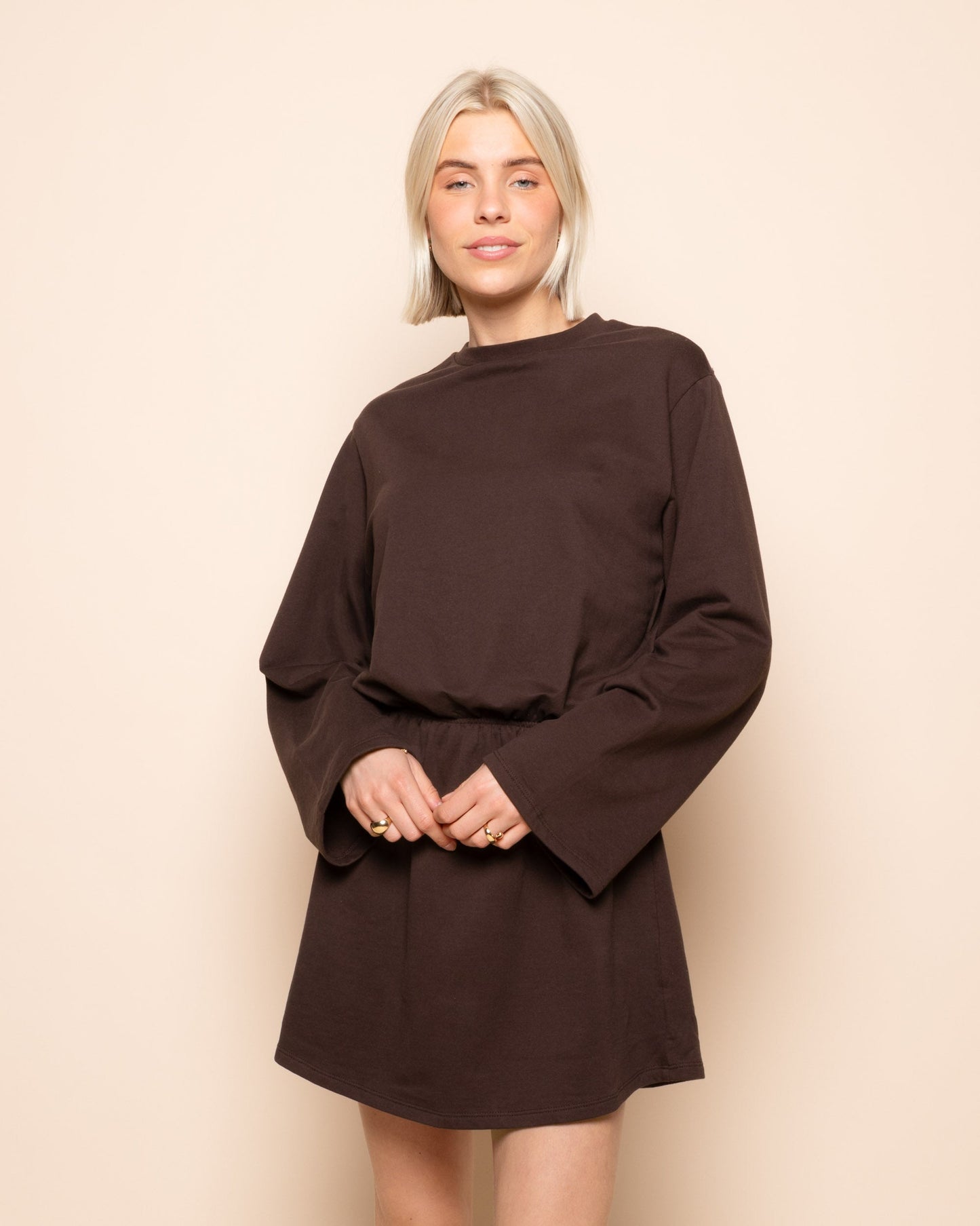 STEFFIE SWEATER DRESS BRUIN