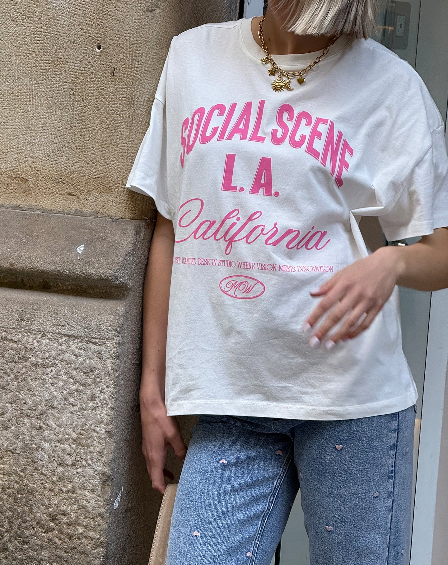 SOCIAL SCENE CALIFORNIA OVERSIZED TEE CRÈME