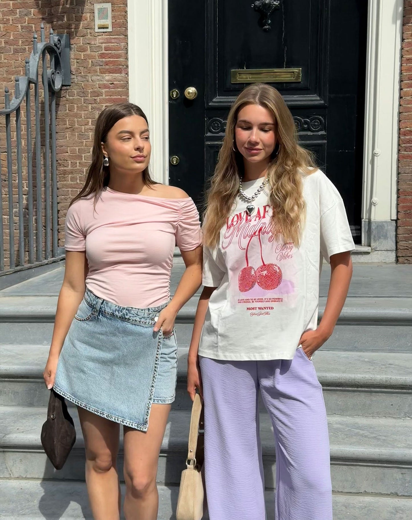 LOVE AFTER MIDNIGHT OVERSIZED TEE CRÈME