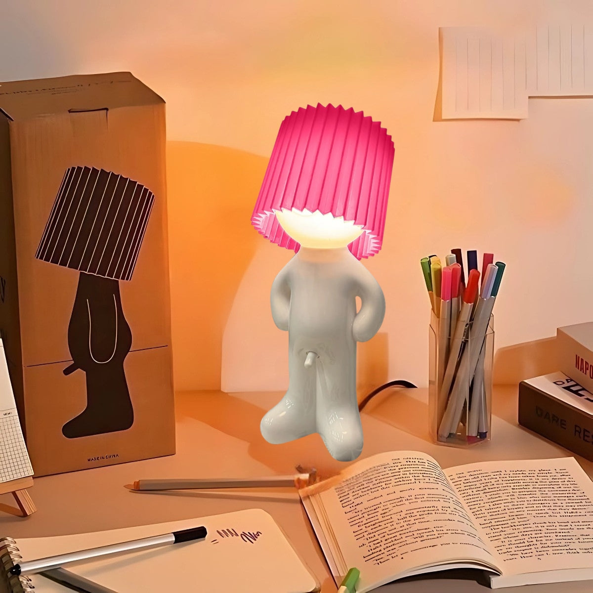 Naughty Glow Guy™ | Grappig, brutaal, met een grenzeloze glimlach!