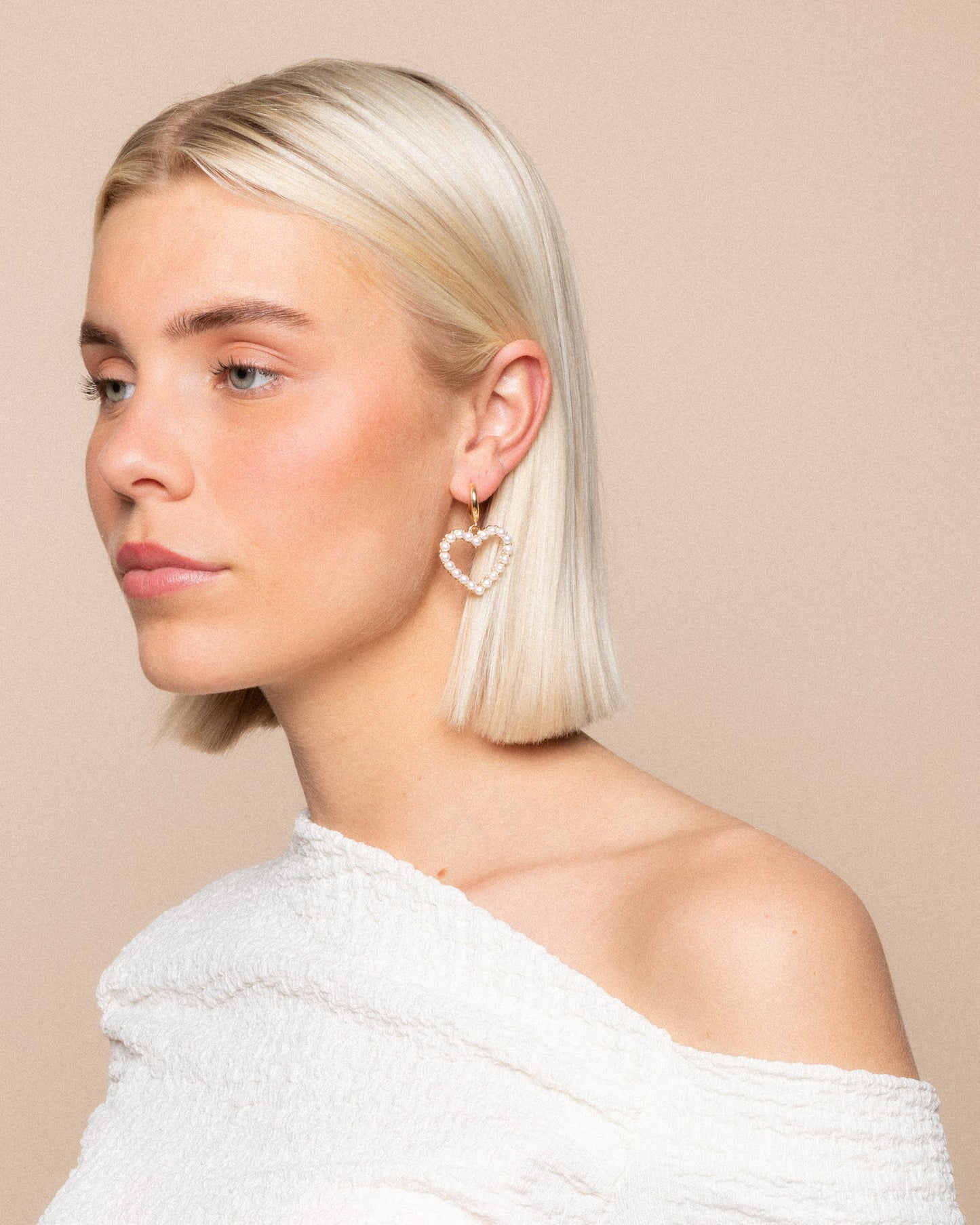 PEARL OPEN HEART EARRINGS