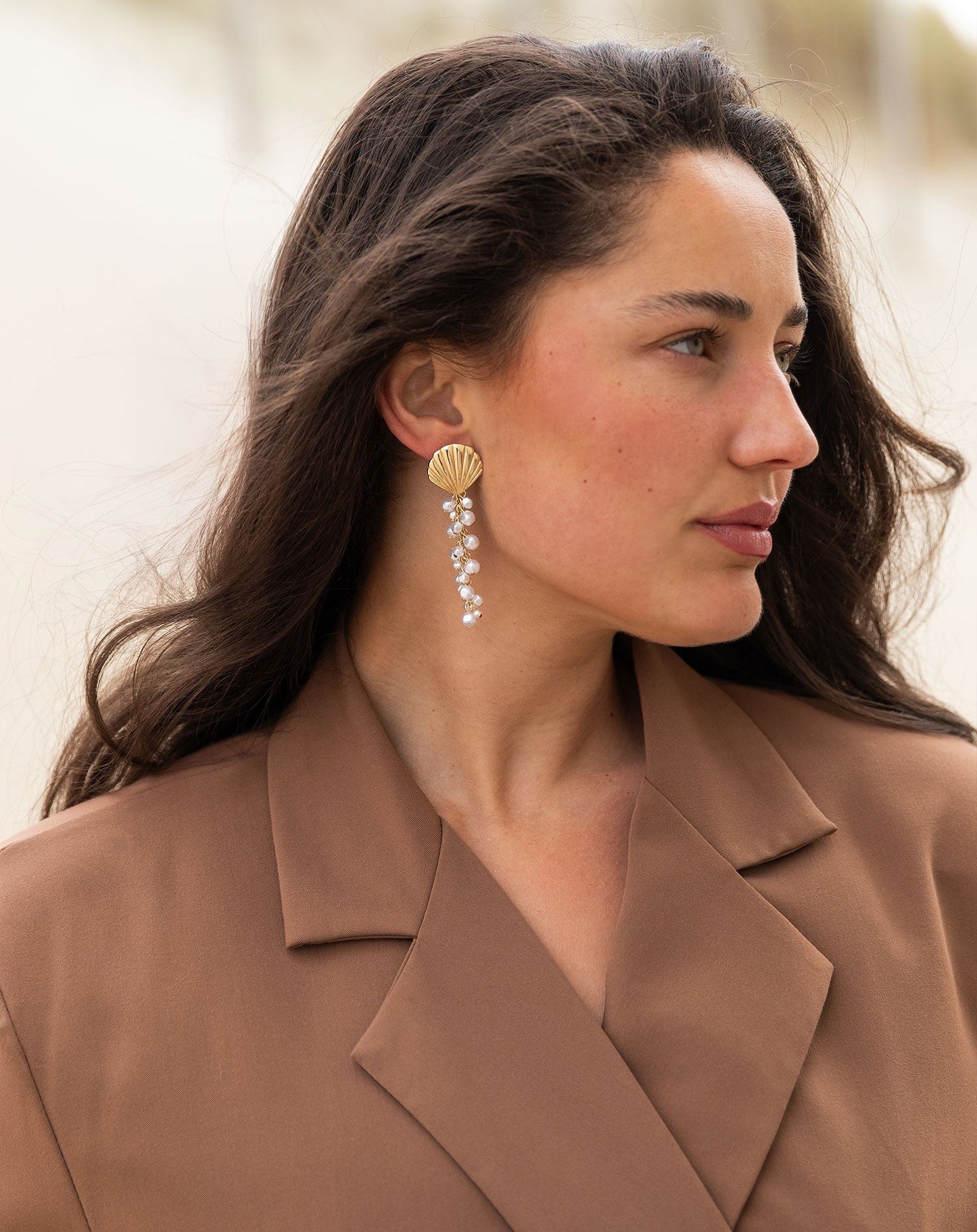 SEASHELL PEARL DROP EARRINGS