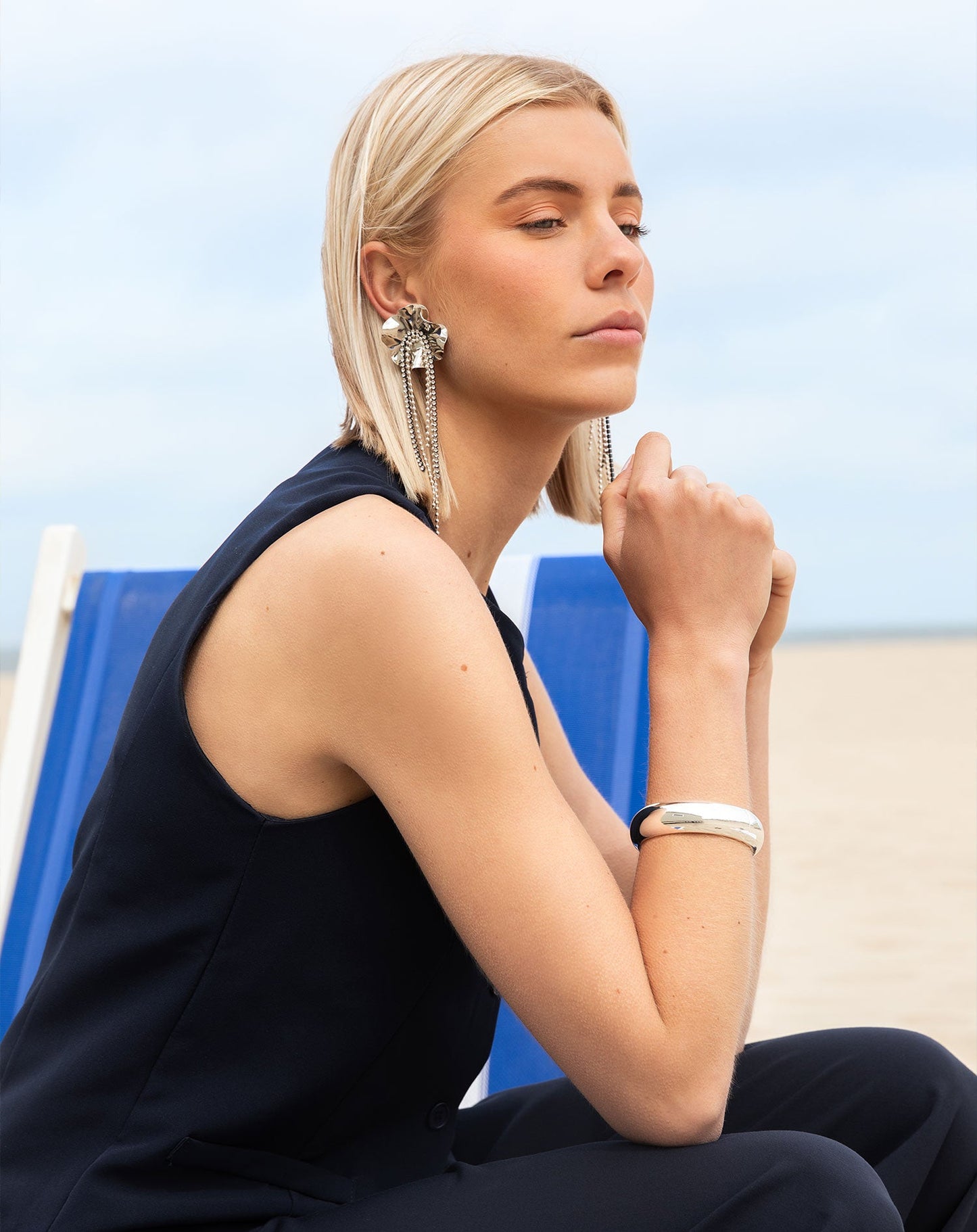 BOLD BANGLE
