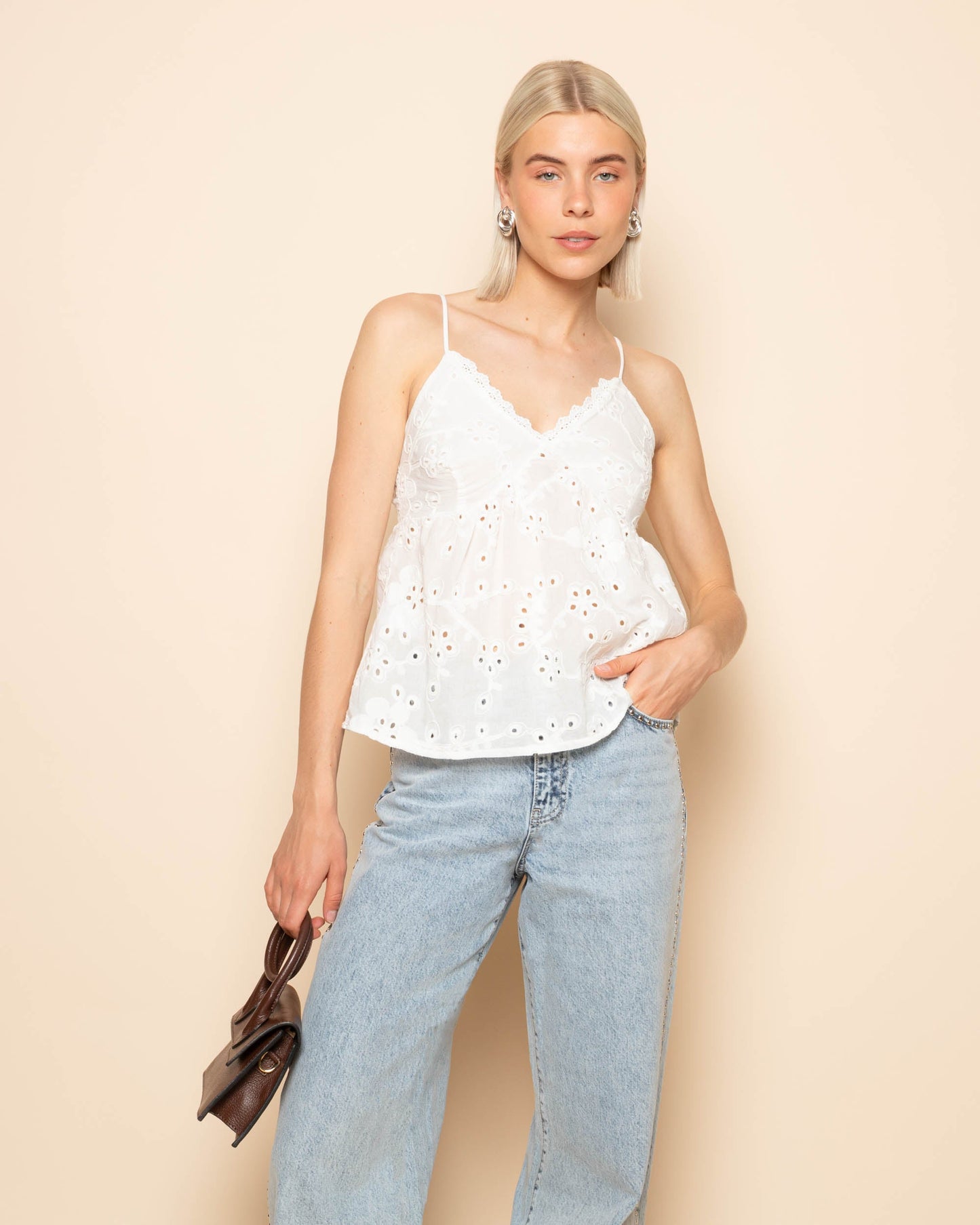 BRODERIE CAMI TOP WIT
