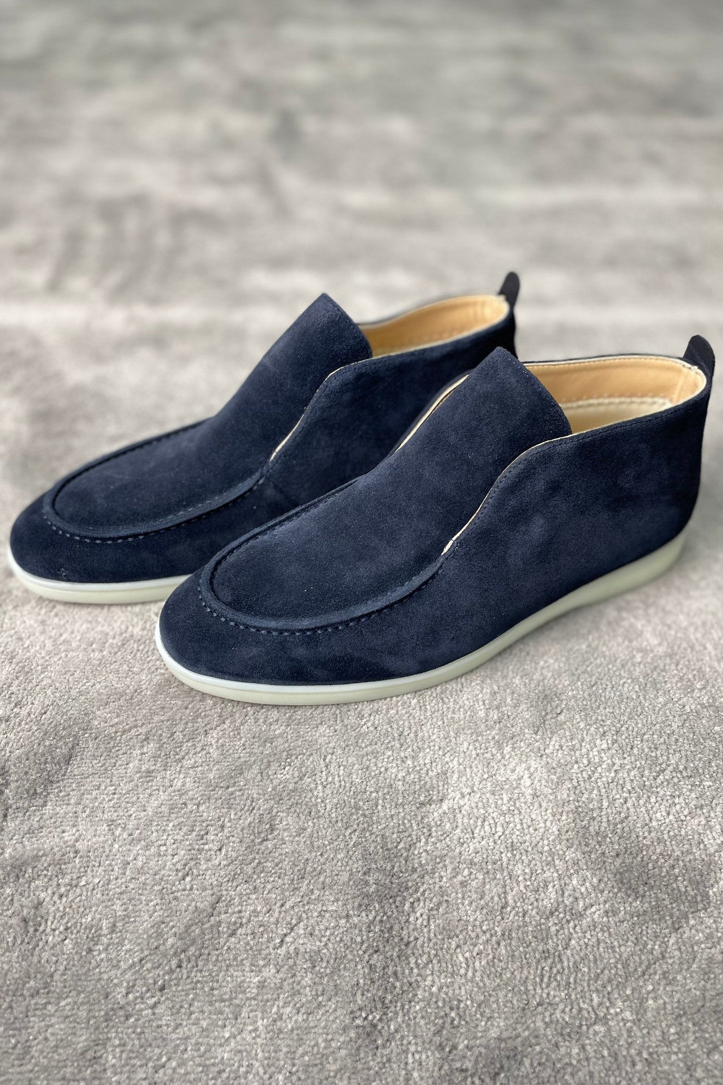 DIE ARONA WILDLEDER-LOAFERS