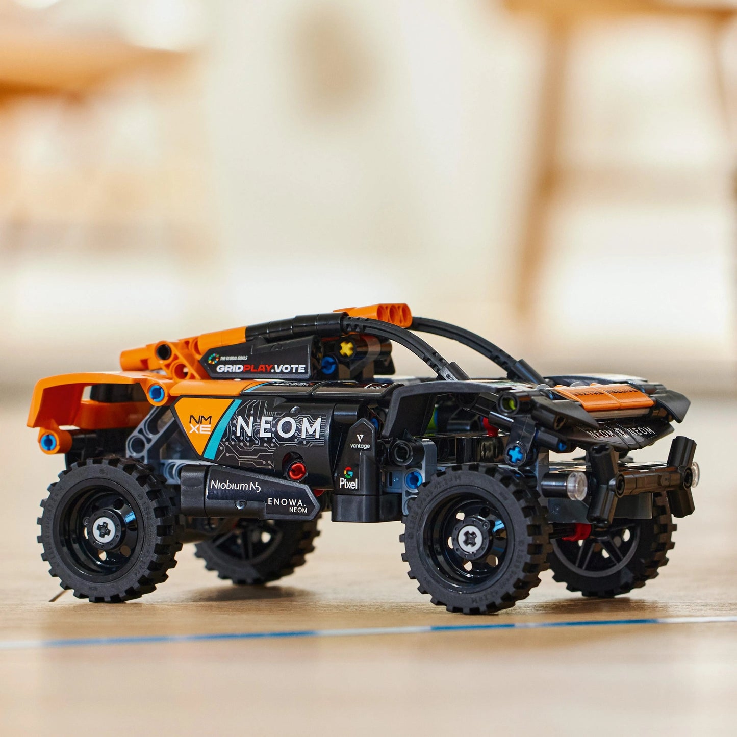 LEGO McLaren Extreme E-Race car 42166 Technic