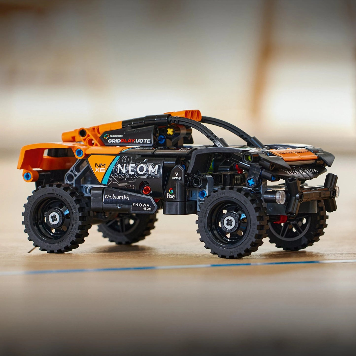 LEGO McLaren Extreme E-Race car 42166 Technic