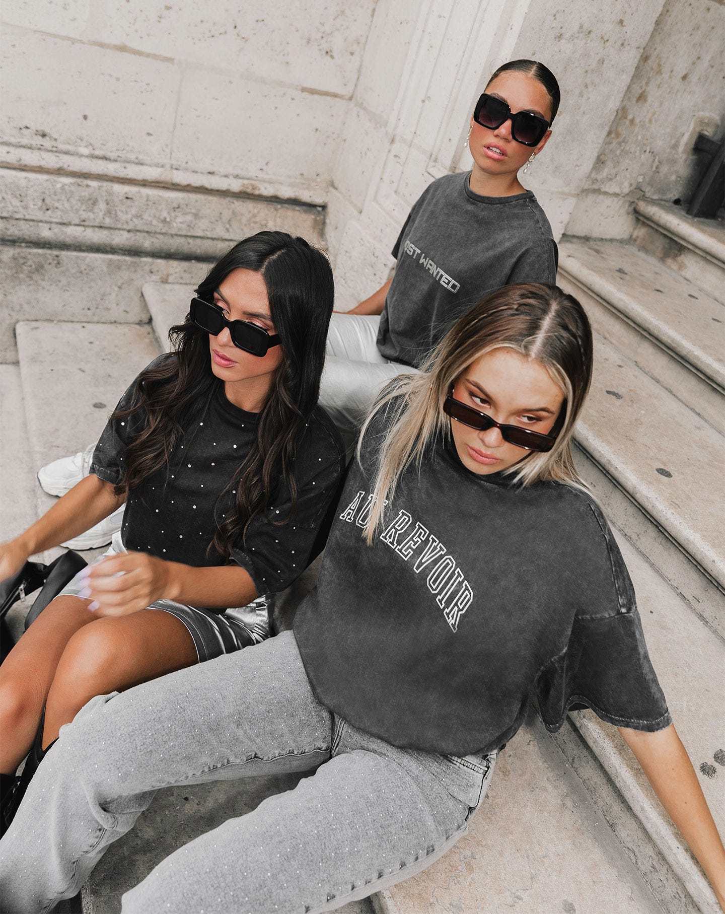 RHINESTONE OVERSIZED TEE GRIJS