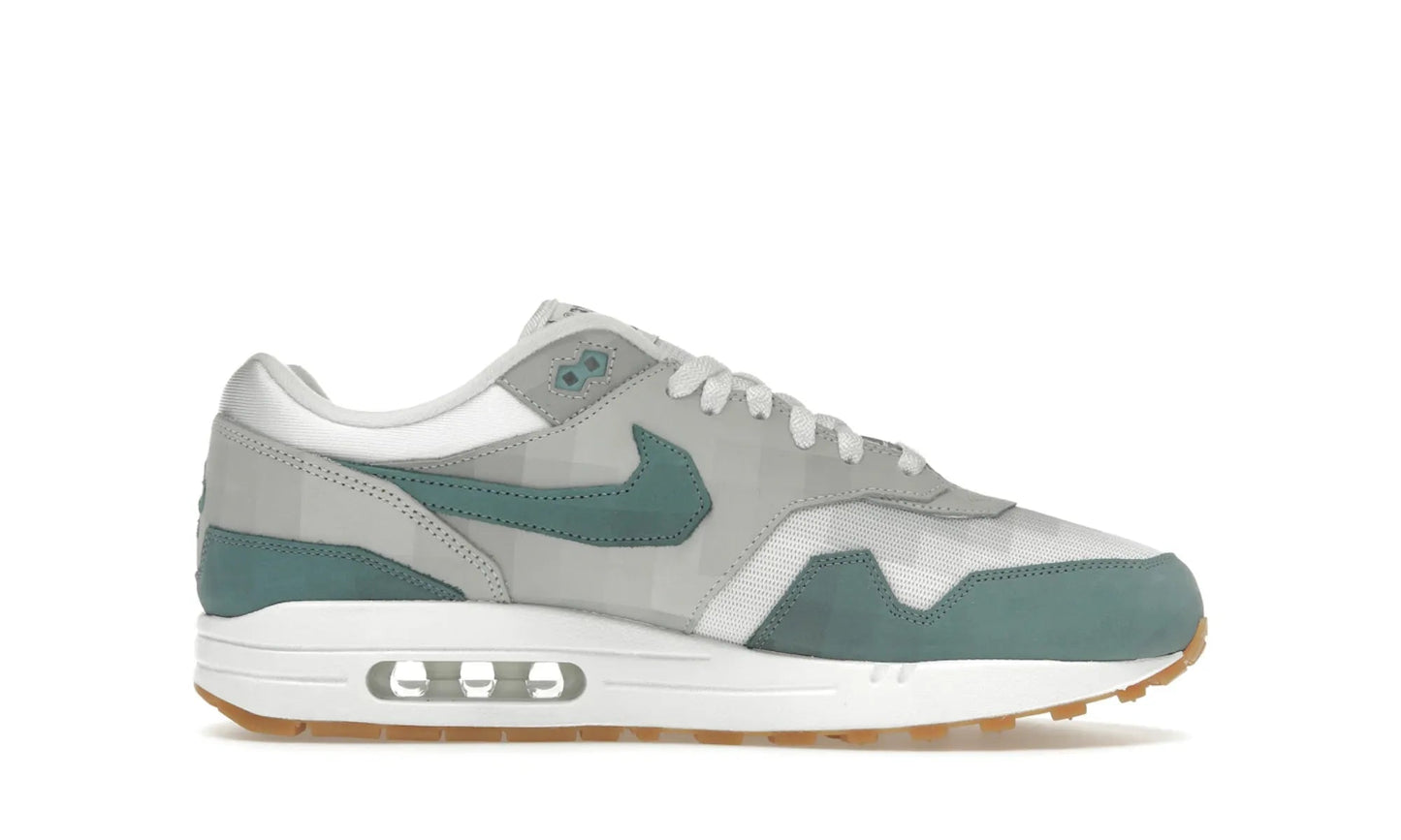 Nike Air Max 1 .SWOOSH Low Poly Abenteuer