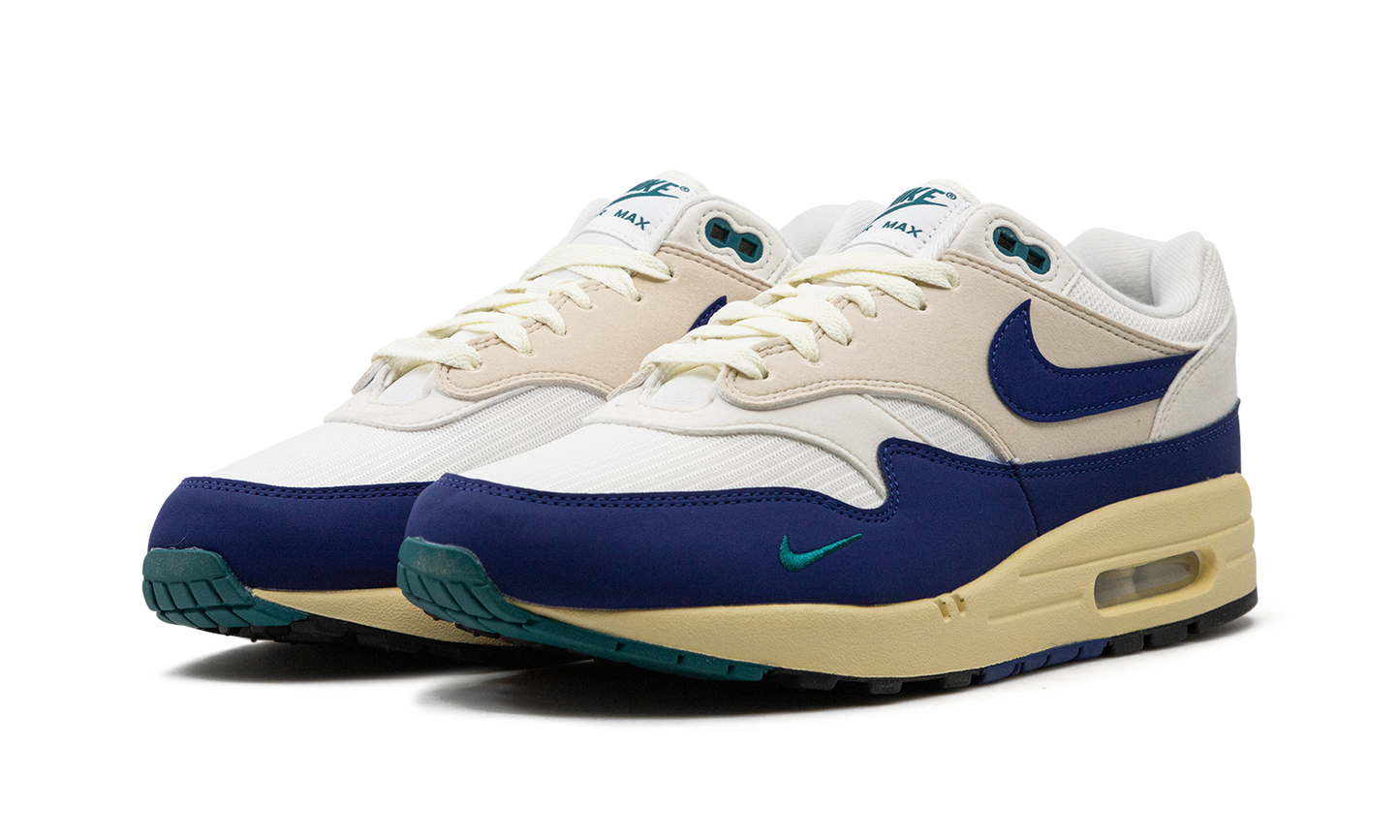 Nike Air Max 1 Athletic Department Tiefes Königsblau