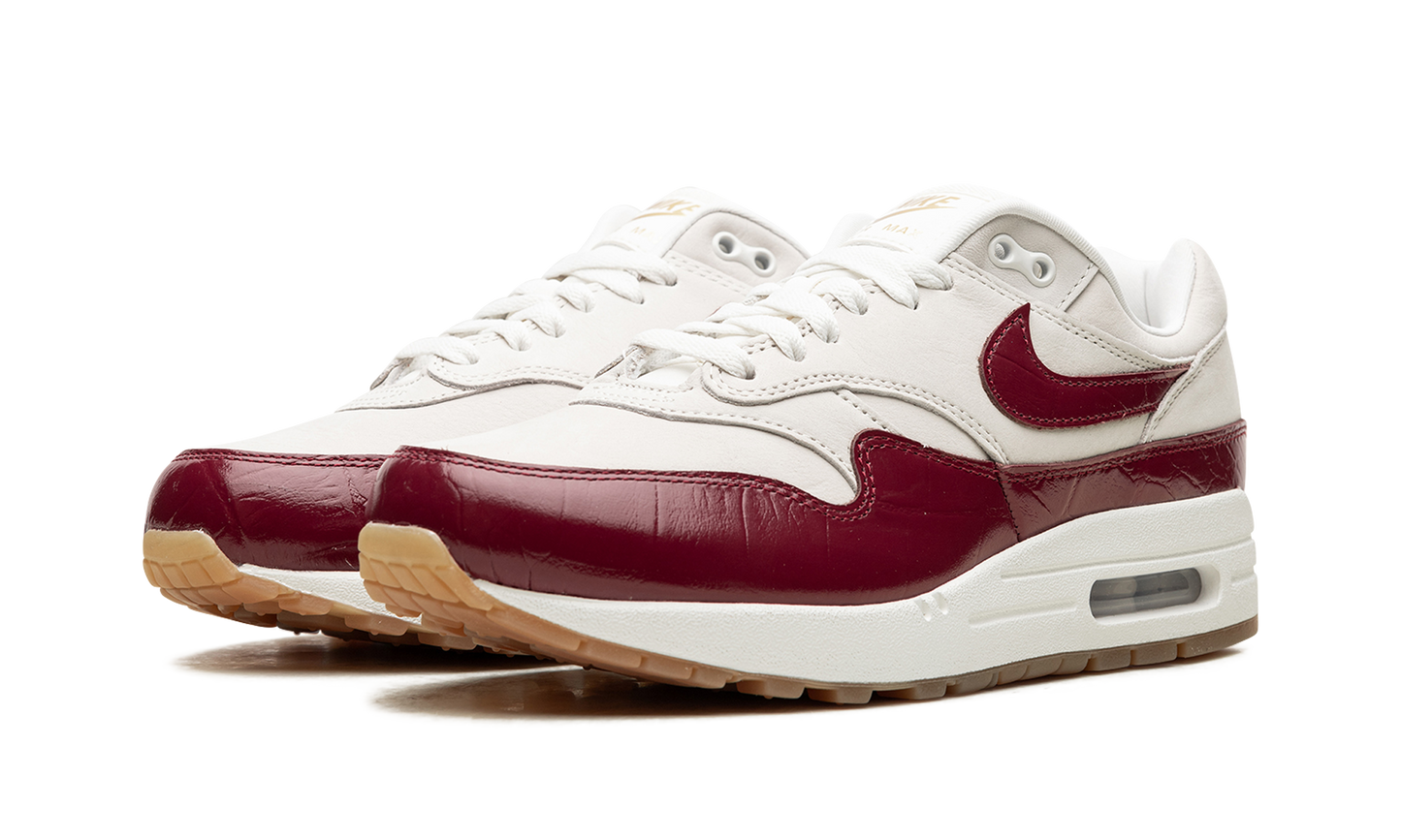 Nike Air Max 1 LX Team Rot