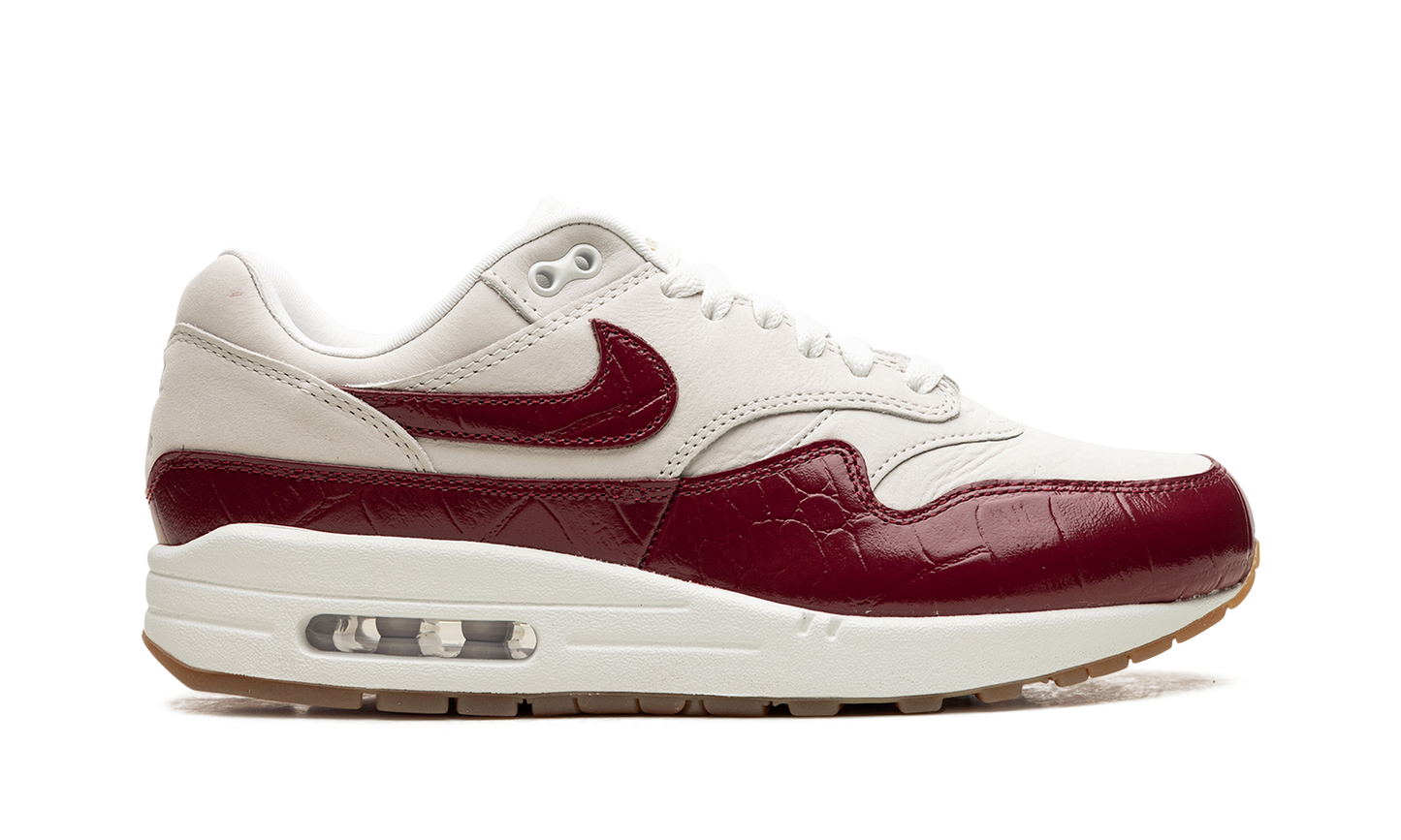 Nike Air Max 1 LX Team Rot