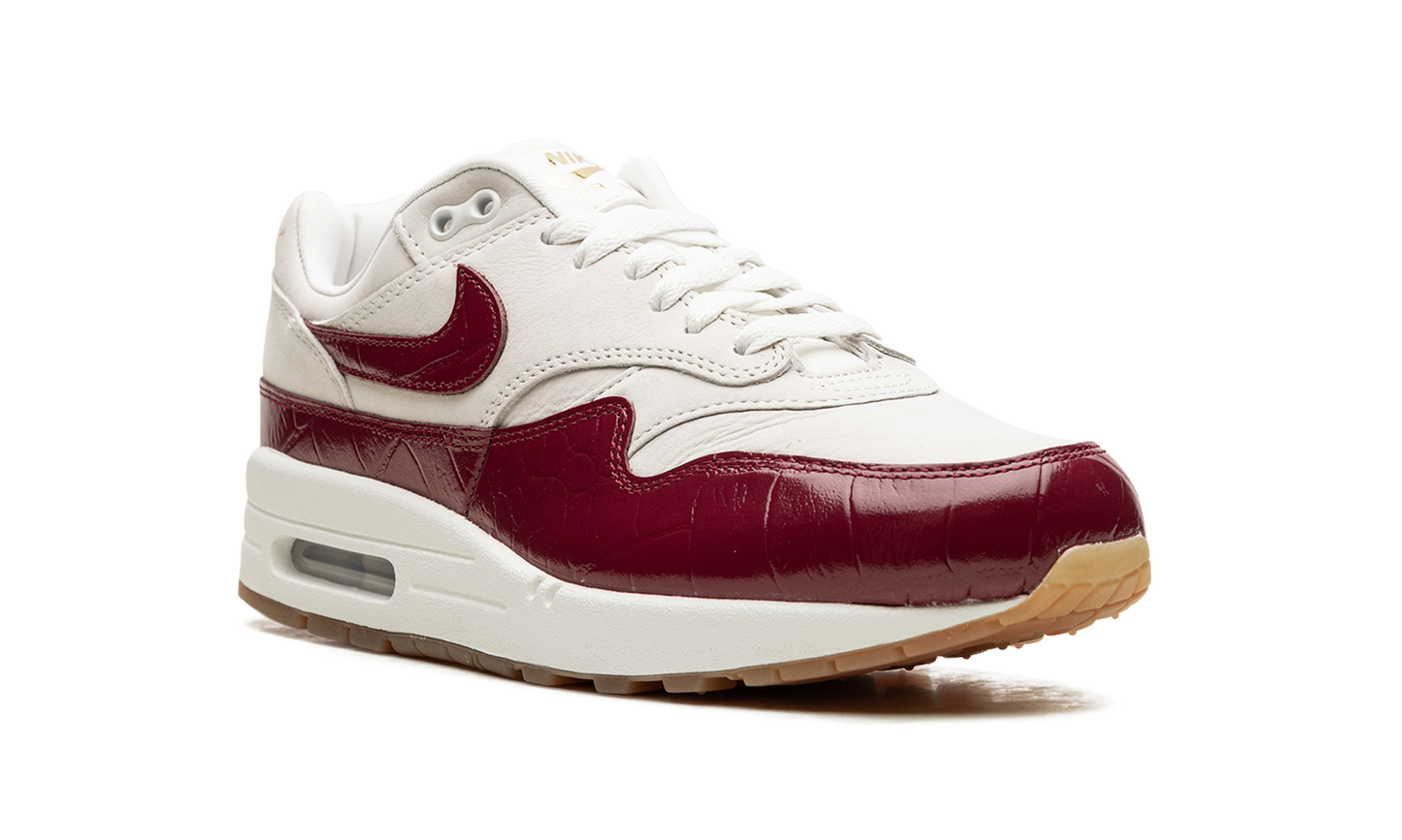 Nike Air Max 1 LX Team Rot