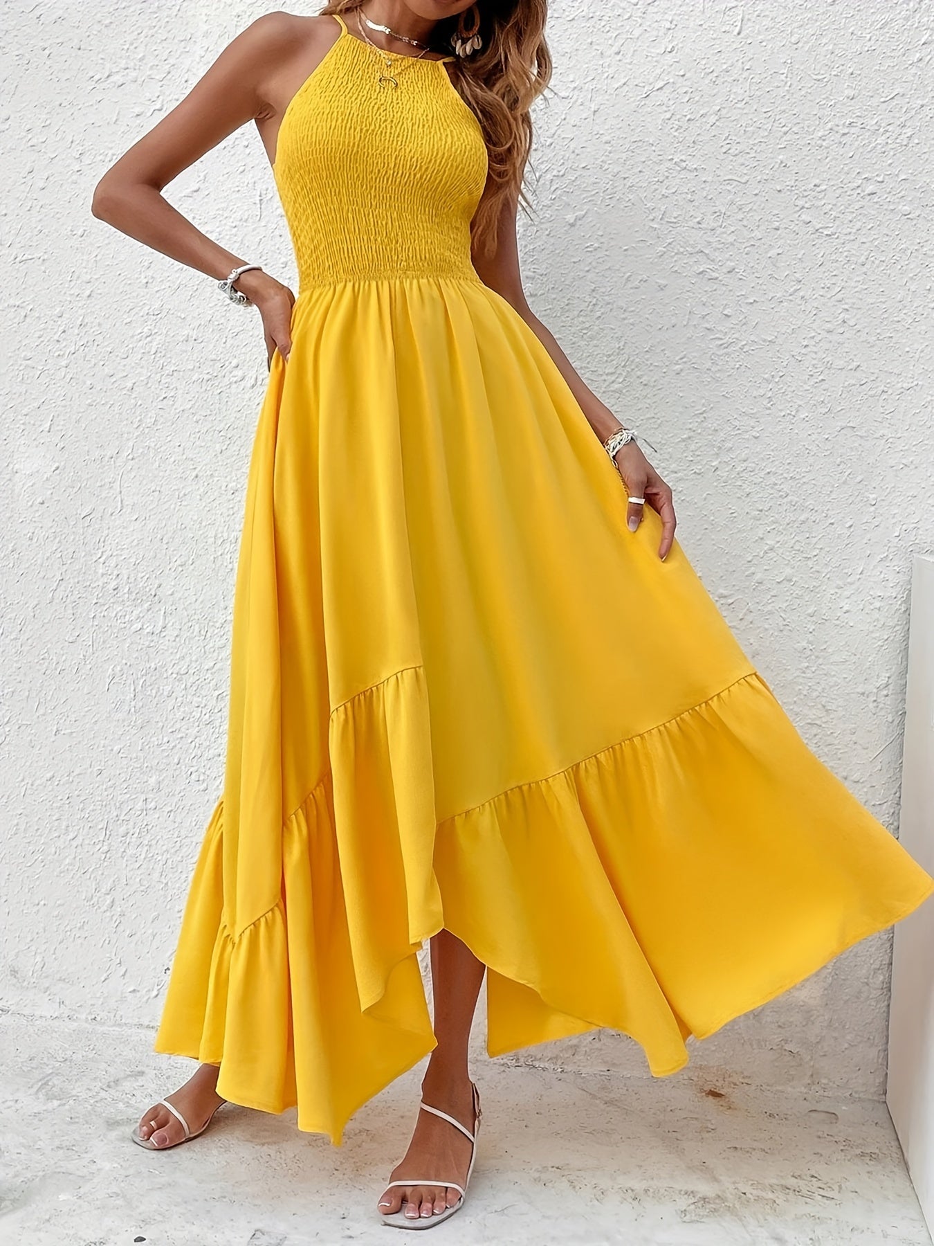 Stella | Zomerse Maxi Jurk met Halternek en Speelse Ruches