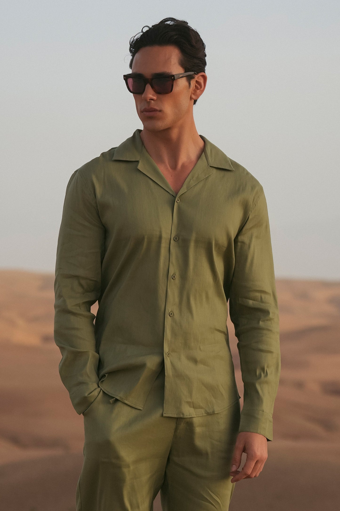 DAS LEINEN-LANGARMSHIRT