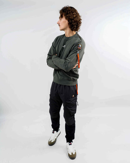Sabre Basic Sweater