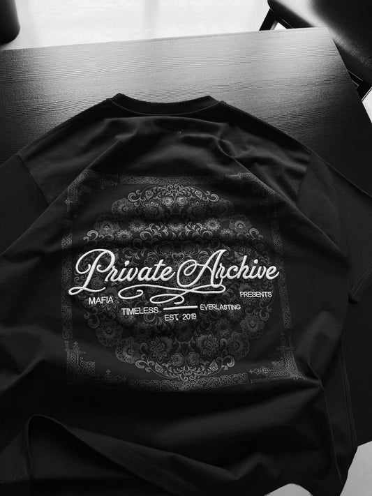 Oversize-T-Shirt „Private Archive“ – Schwarz 