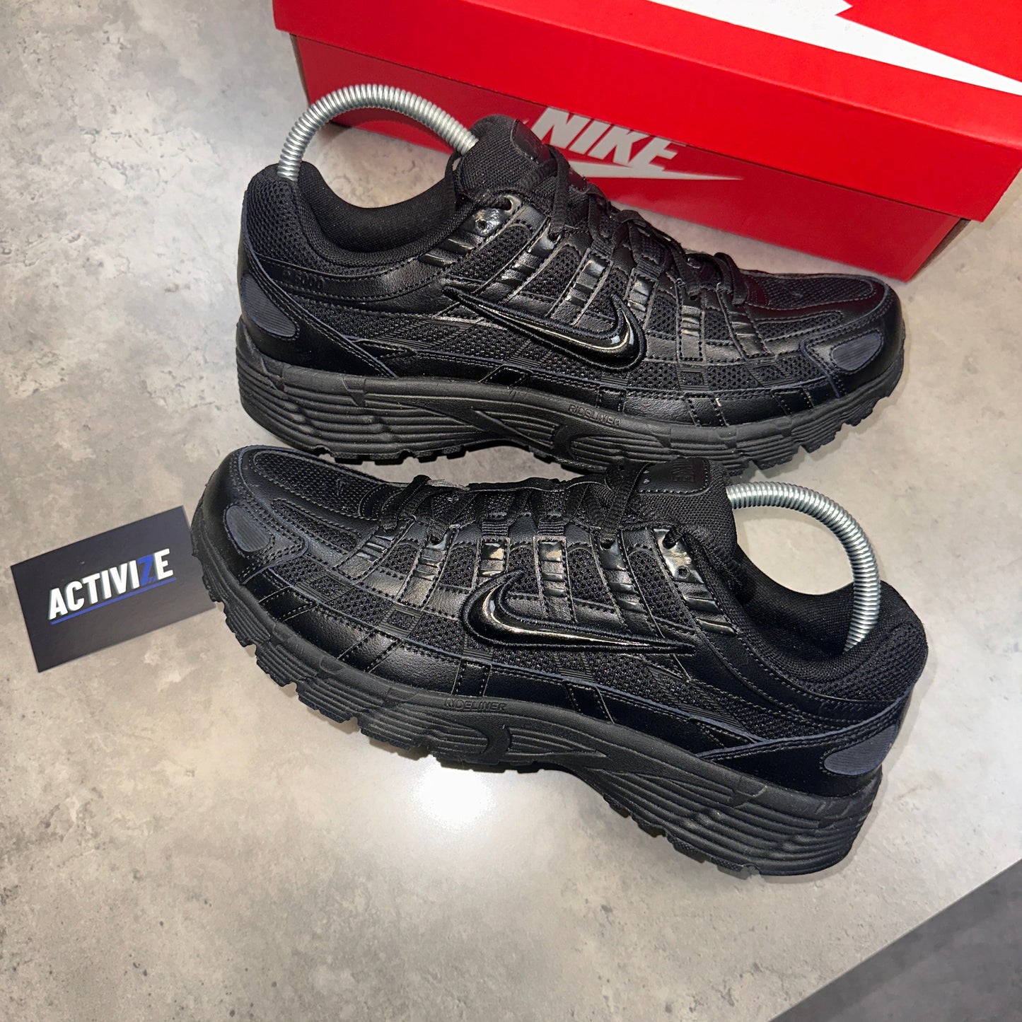 Nike P6000 Sneaker in Dreifachschwarz