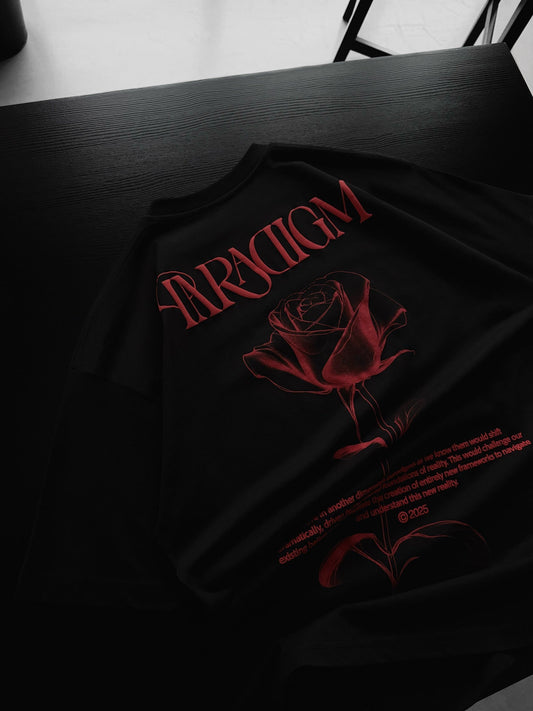 Oversize Paradigm T-Shirt - Schwarz und Rot